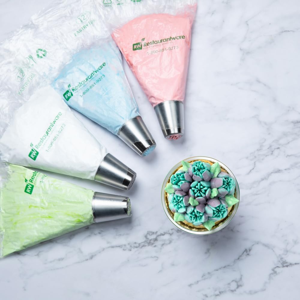 Restaurantware-Russian Piping Tip, 1 Flower Cake Decor Piping Tip - #55, Corrosion-Resistant, Stainless Steel Decorating Tip For Frosting, Dishwashable, Decorate Cupcakes, Cakes, or Cookies