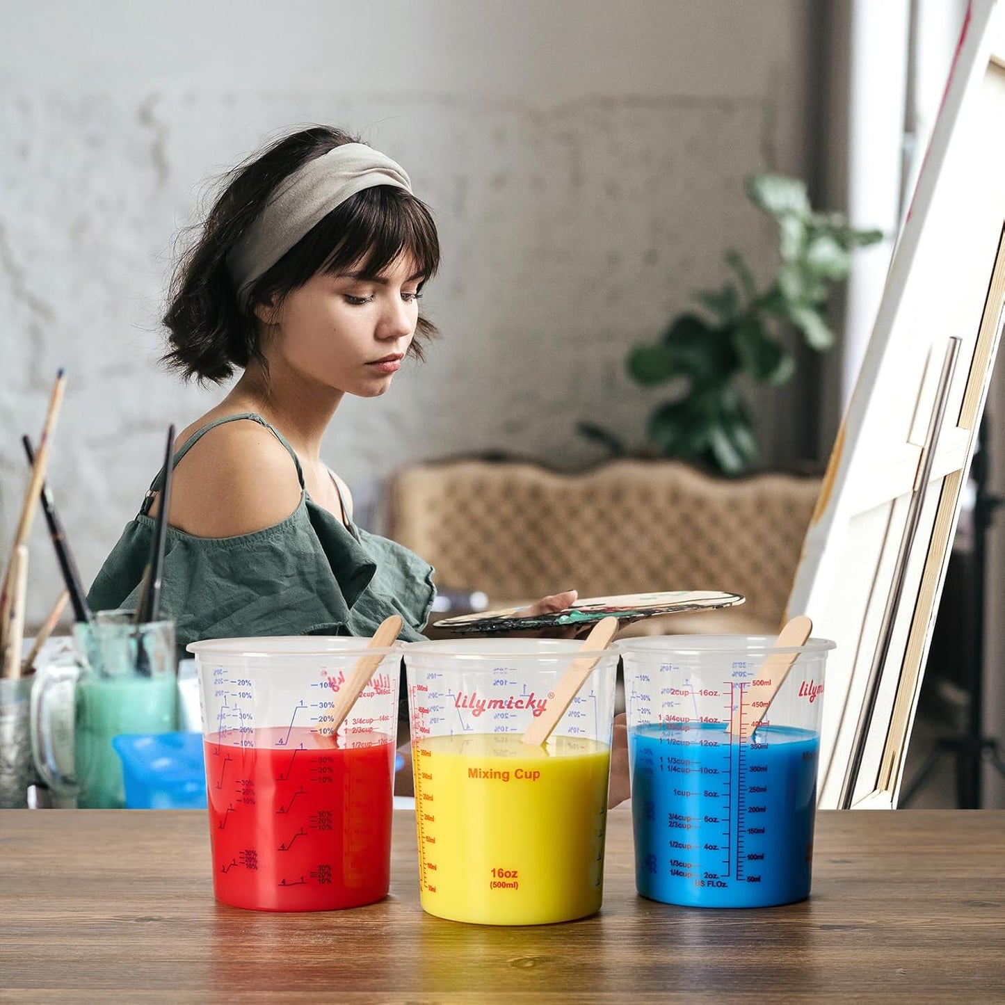 16 oz Plastic Mixing Cups, 100 Pack 16 oz (500ml) Disposable Measuring Cups with 100 Wooden Mixing Sticks, Can Be Used for Epoxy Resin, Liquid Measuring, Paint, Cooking and Baking