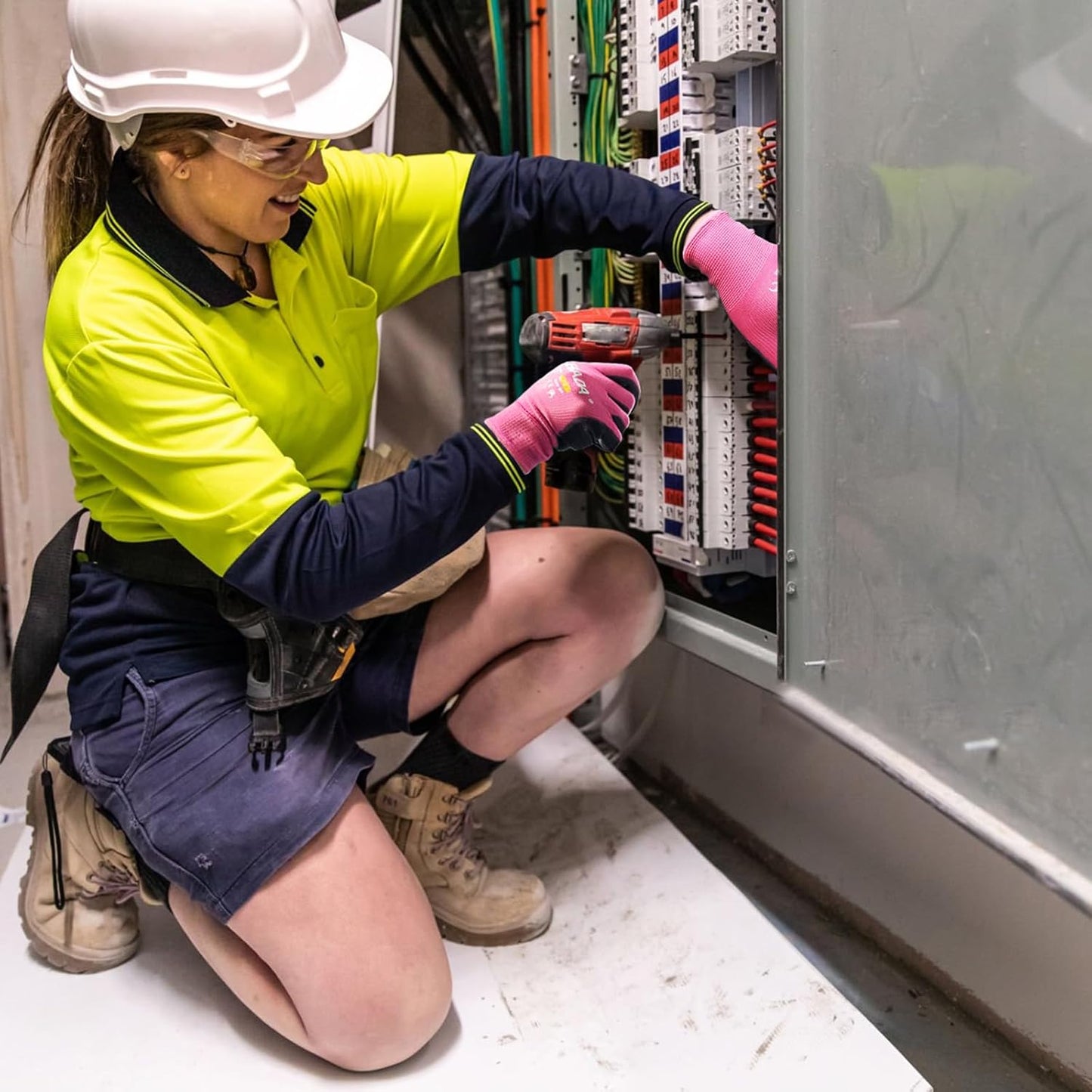 Kebada W1 Work Gloves Women, PU Coated Safety Gloves with Grip, Touchscreen, Ideal for Warehouse Package Handling, Construction, Gardening, Pink Medium