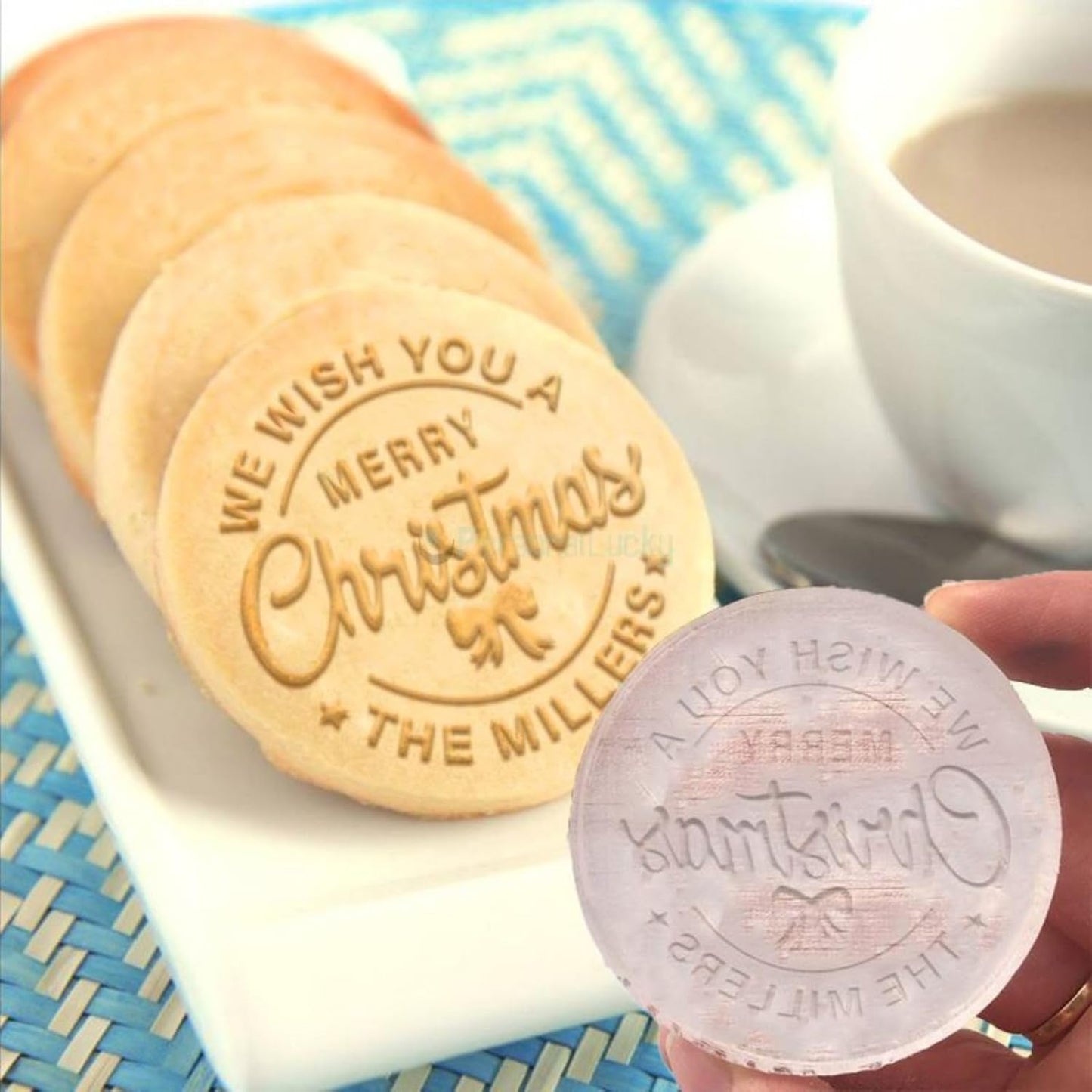 2025 Personalized Christmas Cookie Stamp Custom Merry Christmas Cookies with Your Family's Last Name Great for Baking and Holiday Decorating Ideal Gift for Bakers - Merry Christmas Cookie Stamp