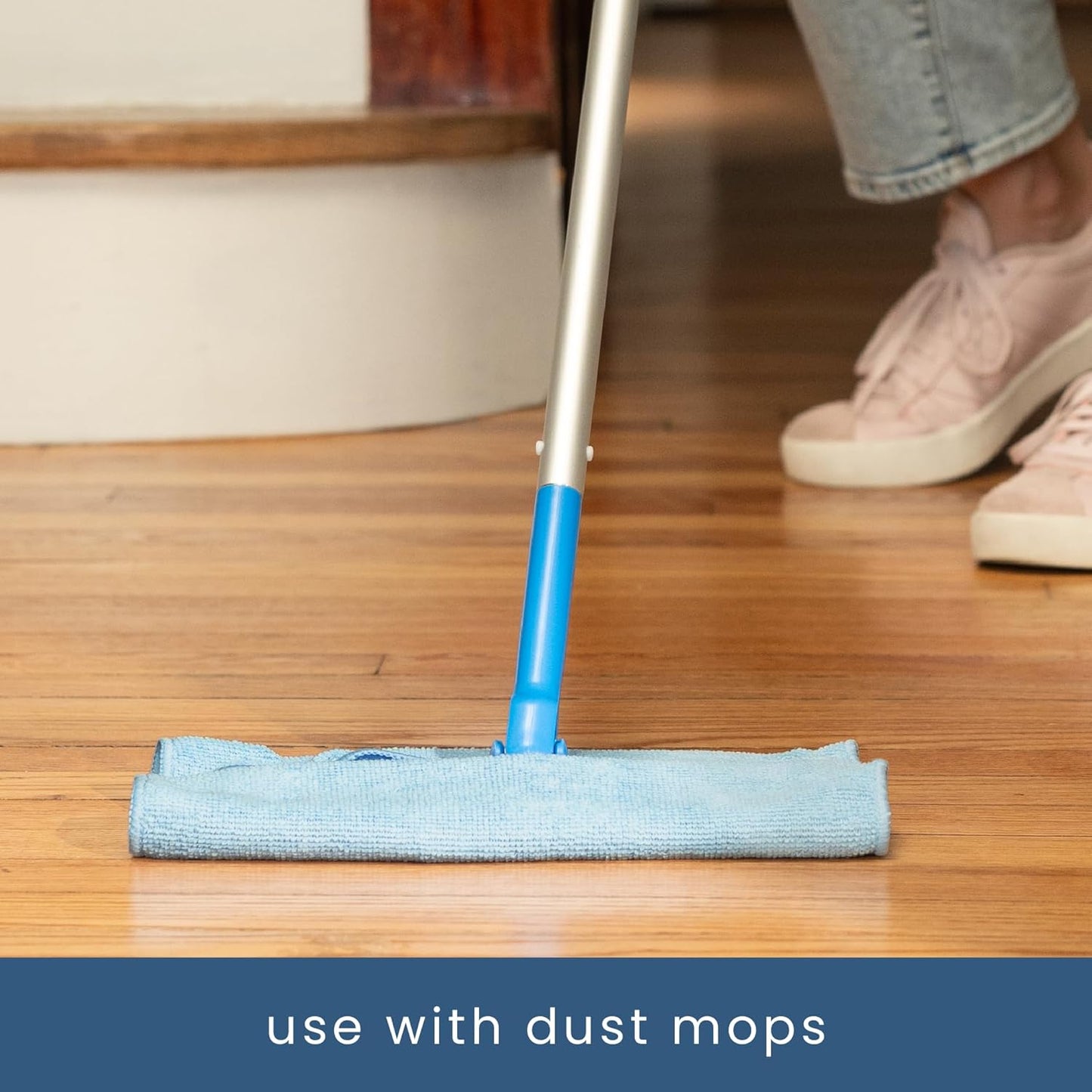 S&T INC. 100 Pack Microfiber Cleaning Cloth, Bulk Towels for Home, Reusable Microfiber Towels for Cars, Cleaning Rags, Light Blue, 11.5 Inches x 11.5 Inches, 100 Count