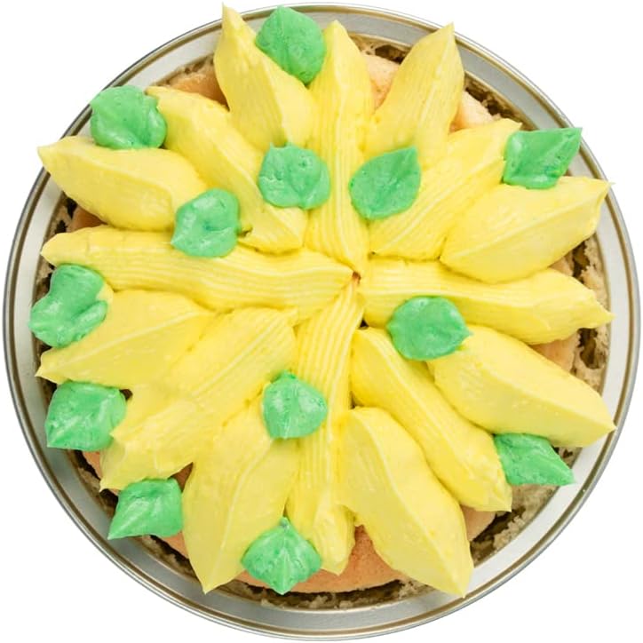 Restaurantware-Russian Piping Tip, 1 Petal Cake Decor Piping Tip - #38, Corrosion-Resistant, Stainless Steel Decorating Tip For Frosting, Dishwashable, Decorate Cupcakes, Cakes, or Cookies