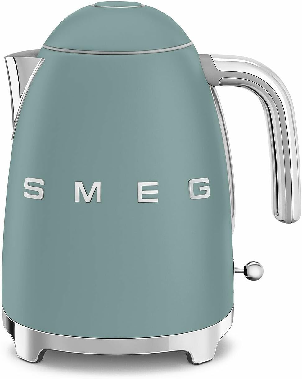 Smeg 50's Retro Style 7-Cup Electric Water Kettle with Automatic Shutoff, Removable Base, and Water Indicator (Jade)