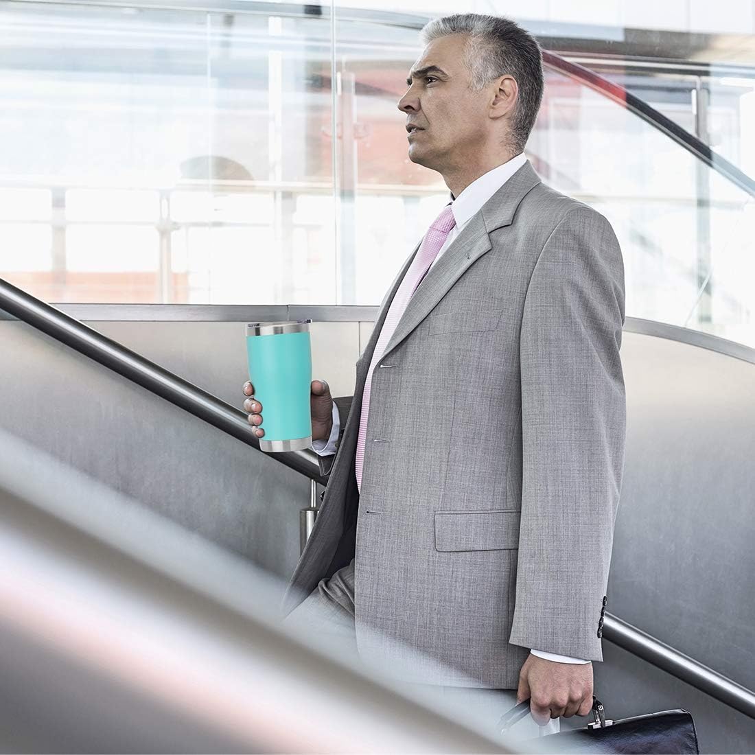 DOMICARE 20oz Tumbler with Lid Stainless Steel Tumblers Bulk, Double Wall Vacuum Insulated Coffee Travel Mug Powder Coated Tumbler, Light Blue