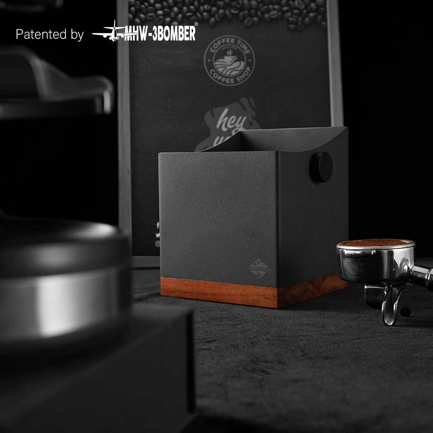 CrossCreek Coffee Knock Box | 2.5L Large Espresso Grounds Container | Metal & Walnut Wood | Removable Silicone Knock Bar & Non-Slip Base | Espresso Accessories for Coffee Bar | Black