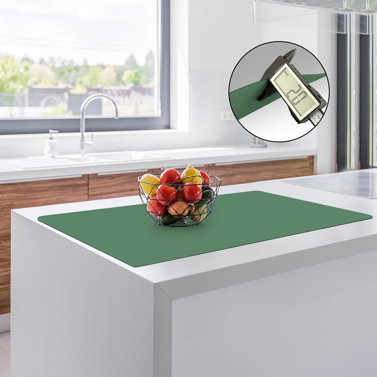 2MM Thick Silicone Countertop Mat, 35.4"x 23.6" Silicone Mats for Kitchen Counter, Nonslip Heat Resistant Mat, Large Kitchen Counter Mats, Waterproof Countertop Protector(Green)