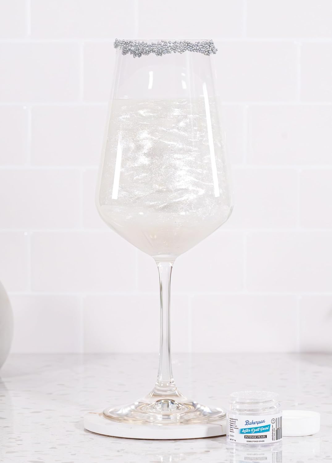 Bakerpan Pearl Luster Dust Edible, Intense White Edible Glitter for Cocktails, 4 Grams Edible Glitter for Cake Decorating, Cookies, Chocolates and Candies, Drinks (Made in USA)