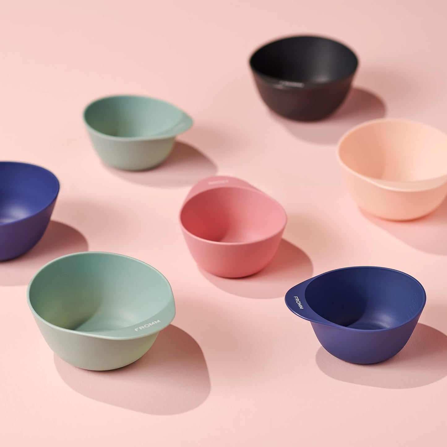 Fromm Color Studio Large Mixing Bowl for Hair Dye, Bleach, Coloring, and Treatments with Spill Proof Rubberized Base, 16 oz, Blue