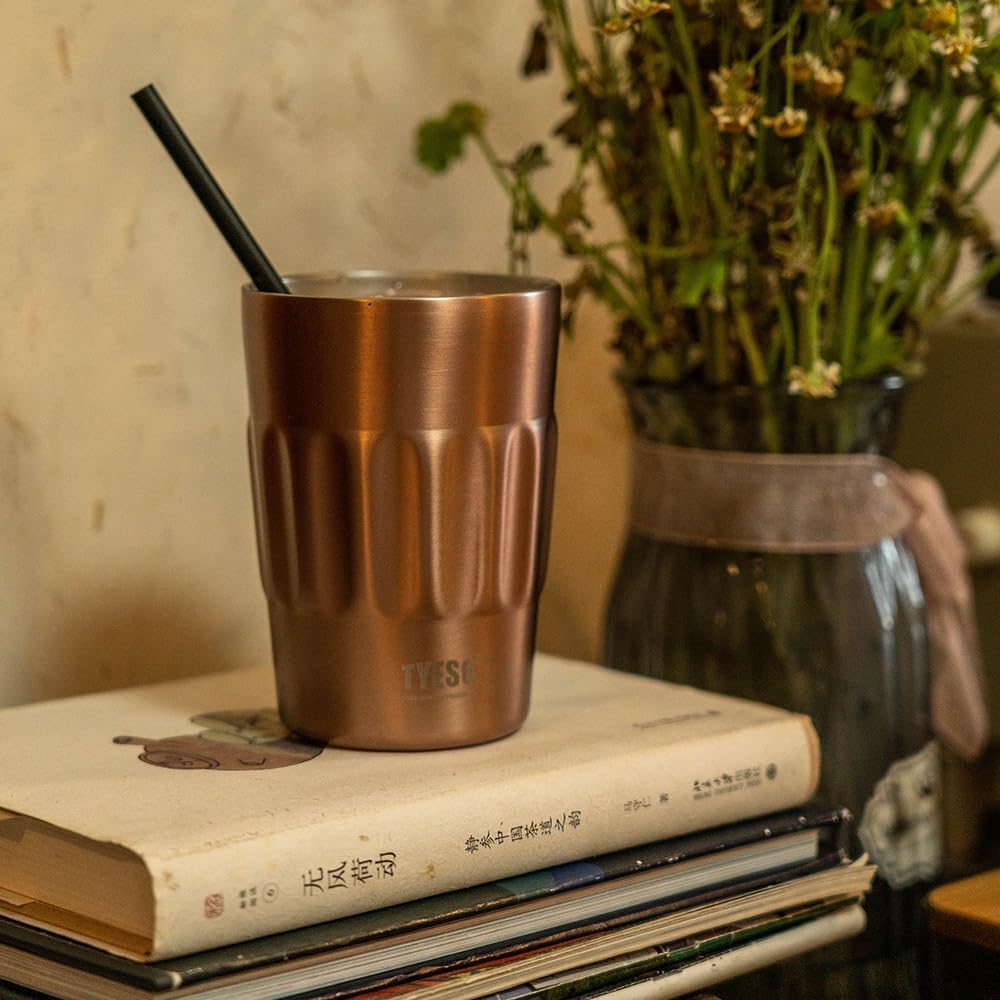 TYESO Stainless Steel Portable Tumbler with Flip Lid,Travel Mug with Concealed Carry Handle, Leakproof Insulated Coffee Cup (GRAY, 17 OZ)