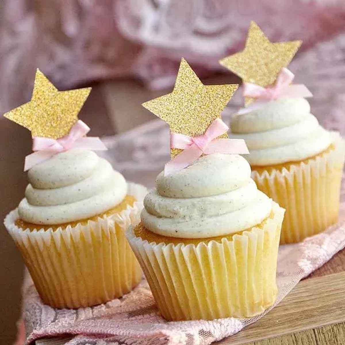 10 PCS Cream Icing Piping Nozzle Tip Stainless Steel Long Cream Puff Piping Tips Straight Pipe Multipurpose Pastry Piping Cake Decorating Tools for Small Pastries Puffs Cupcakes Filling Donuts