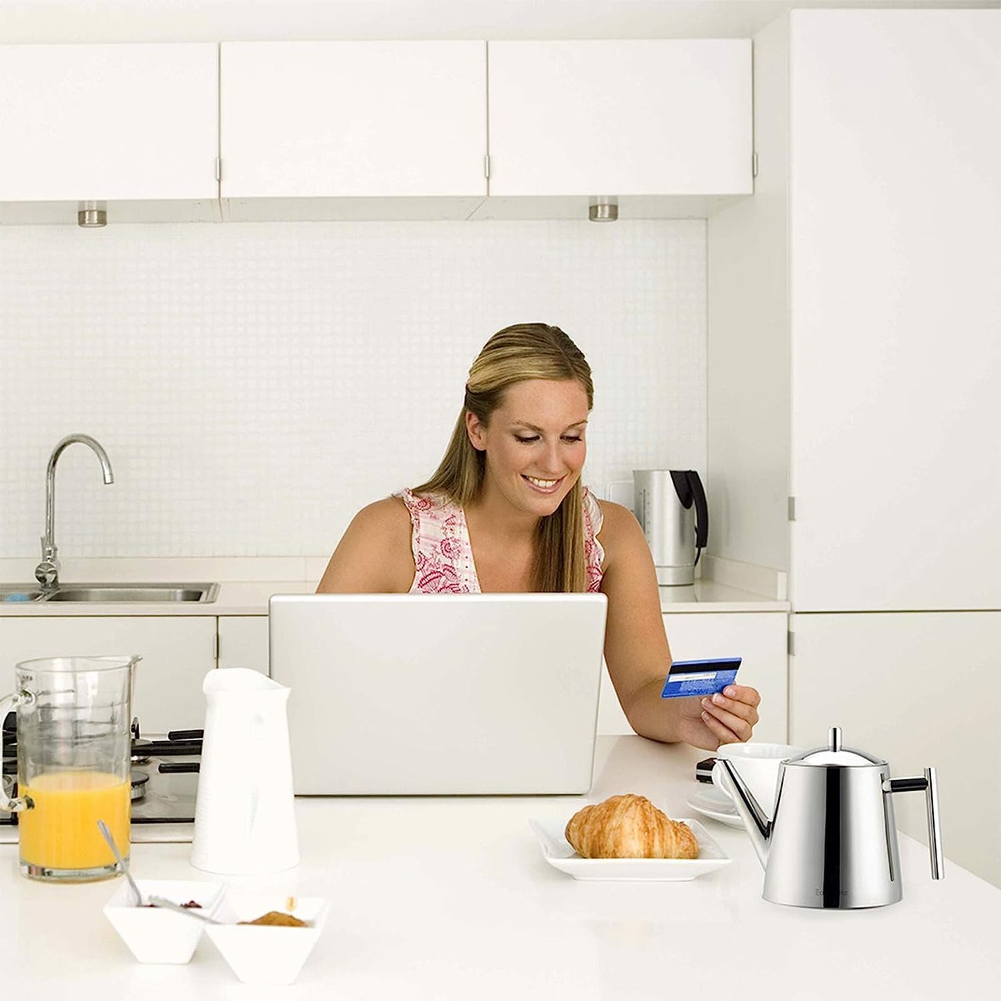 Easyworkz Stainless Steel Teapot with Removeable Infuser 27 oz Stovetop Tea Maker for Fruit Herbal and Infusion Tea