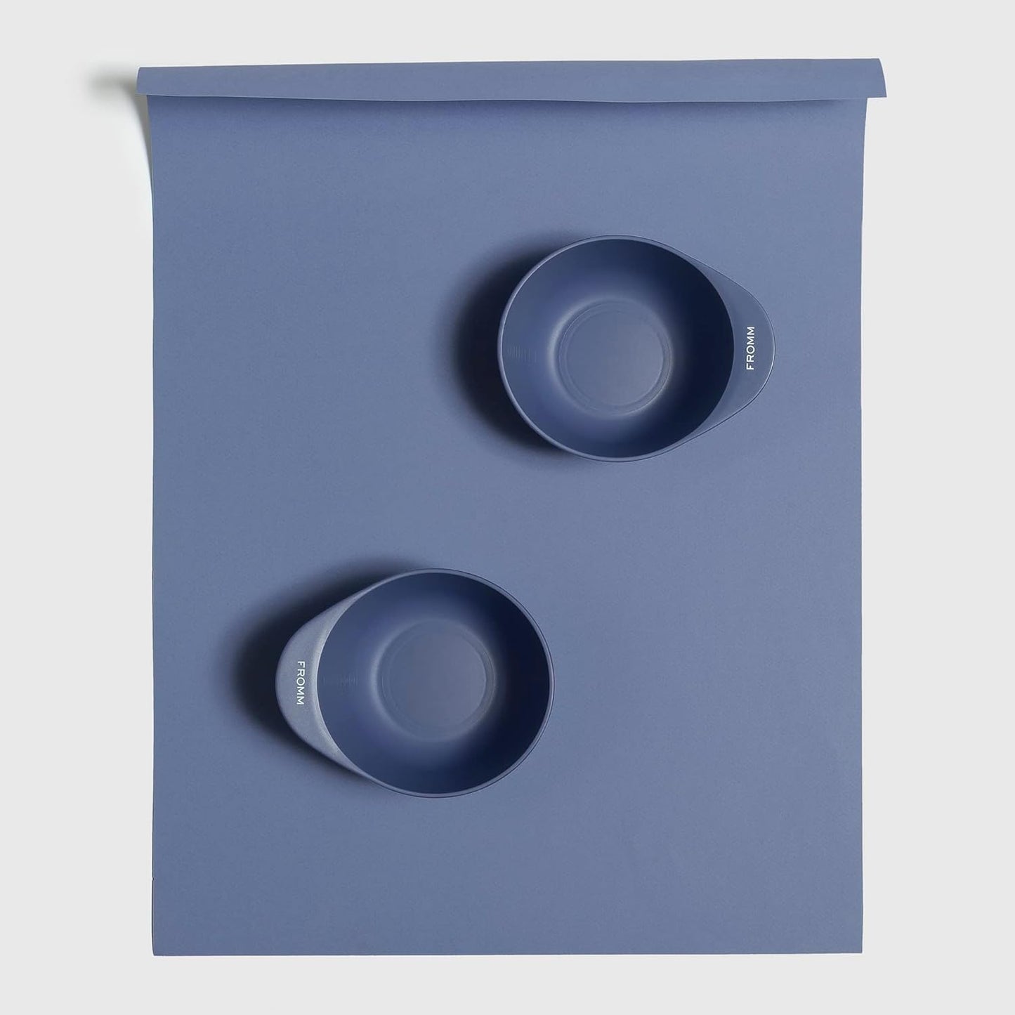 Fromm Color Studio Large Mixing Bowl for Hair Dye, Bleach, Coloring, and Treatments with Spill Proof Rubberized Base, 16 oz, Blue