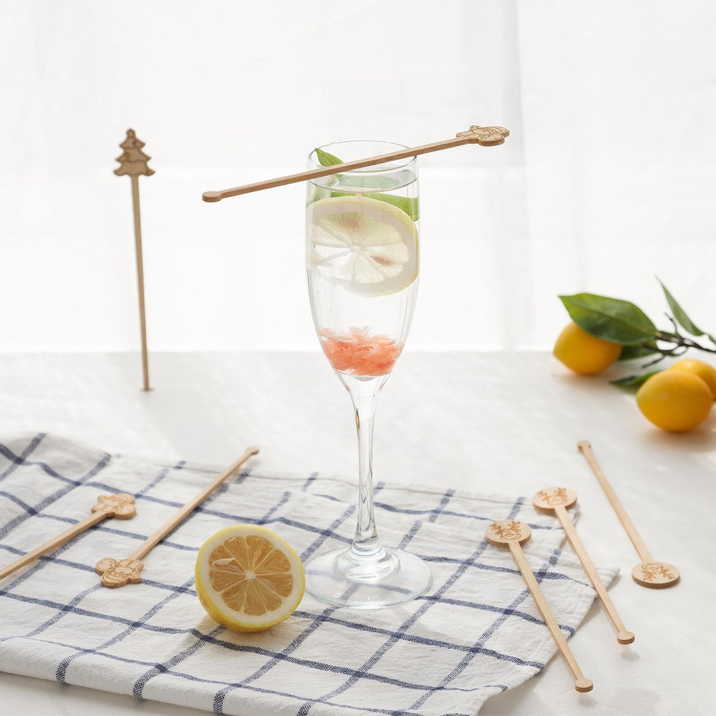 60 PCS Christmas Bamboo Coffee Blender 7 Inch Bamboo Blender Cocktail Blender Biodegradable Disposable Drink Blender for Christmas Office Milk Cocktail Tea Party Supplies