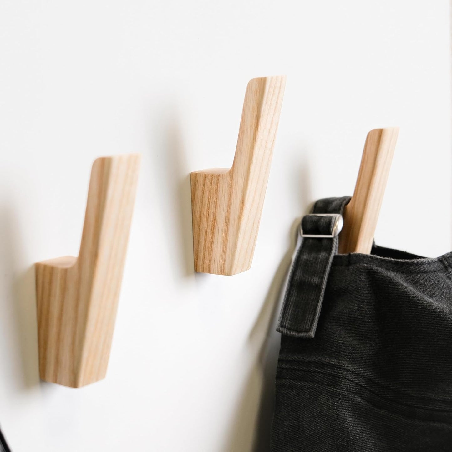 Wall Hooks - Set of 4 - Dark Walnut or Light Ash Wood Coat Hooks for Hanging Hat, Purse, Backpack, Bag, Jacket. Modern Farmhouse Decor for Wall and Practical Entryway Hooks (Ash Wood)