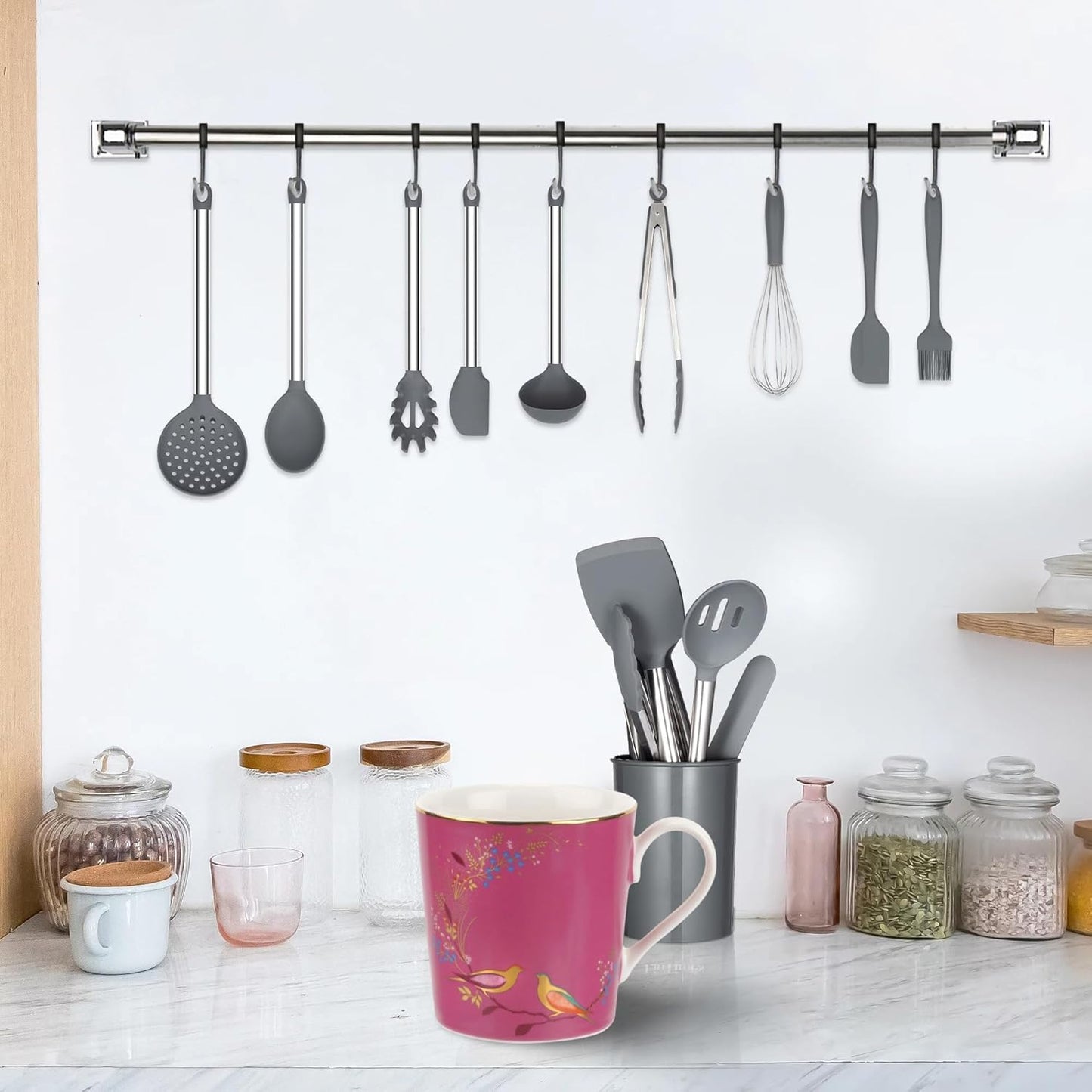 Portmeirion Sara Miller Chelsea 12oz Tea Cup, Pink - Fine China Coffee Mug with Hummingbirds Motif - Elegant Tea Party Cup for Afternoon Tea Moments - Great Gift for Her/Mother