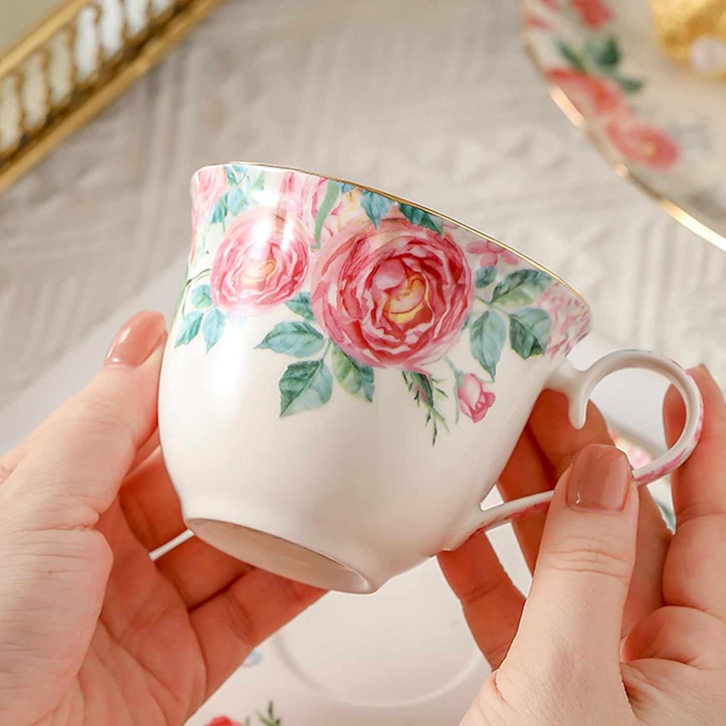 Bone China Tea Set, Vintage Floral Coffee Cups and Tea Sets, Porcelain Tea Set With Teapot for Women Tea Party British, Christmas Gifts(Pink)