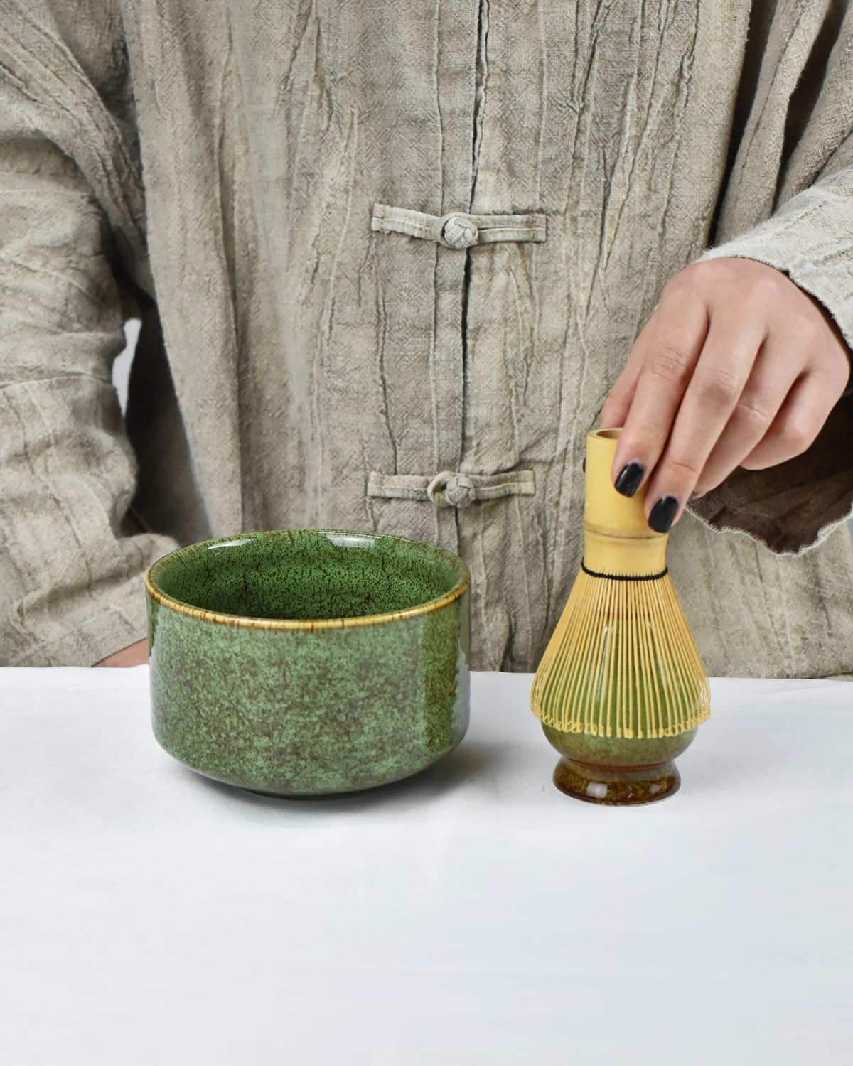 Artcome Premium Matcha Tea Set - 19.6oz Ceramic Bowl with Spout, Bamboo Whisk, Scoop, Whisk Holder & Brewing Guide - Elegant, Complete Set for Authentic Japanese Tea Ceremony