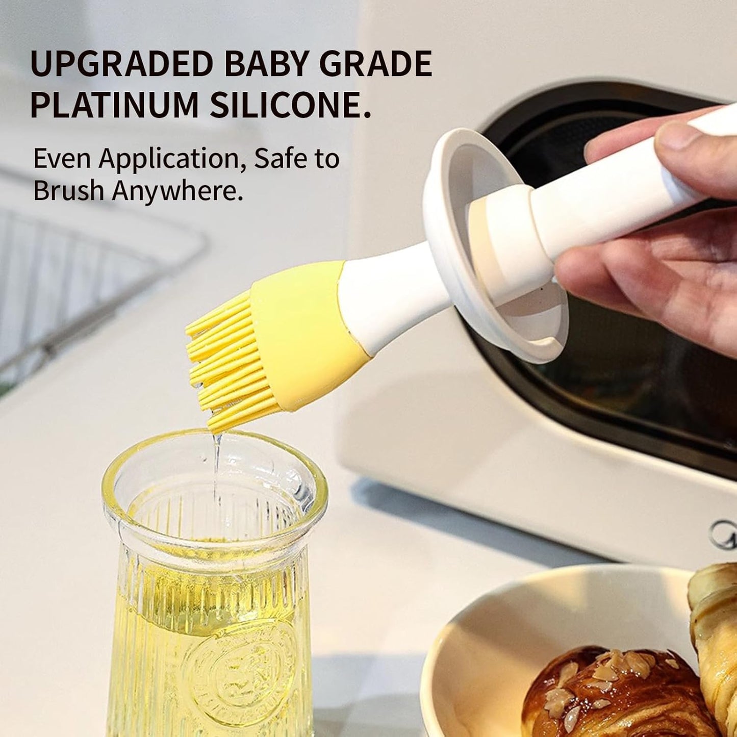 Oil Dispenser with Brush - Glass Olive Oil Dispenser for Kitchen, 3 IN 1 Oil Dispenser Bottle with Silicone Basting Brush for Cooking Vinegar Sauce BBQ Grill Frying (Brown/White)