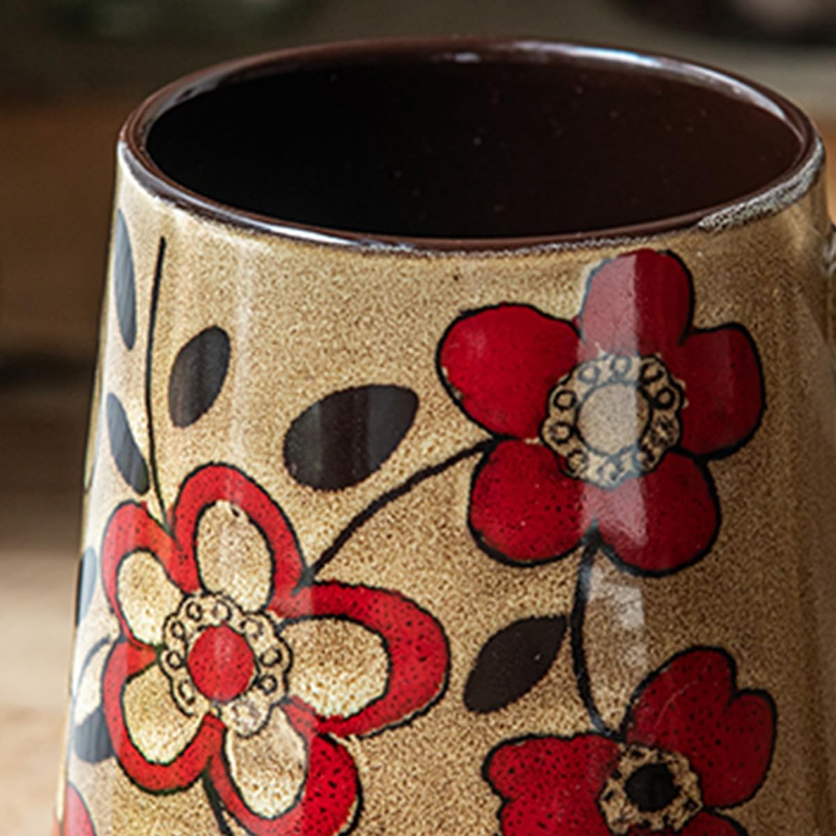 Large 24 oz Ceramic Coffee Mug with Handle, Vintage Floral Coffee Cup, Extra Big Tea Cup for Office and Home, Dishwasher and Microwave Safe, Khaki with Red Flower