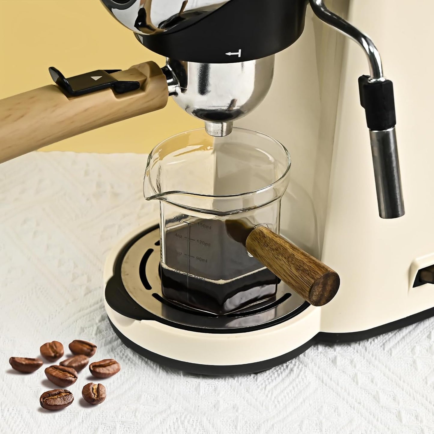 Glass Measuring Cup, 5oz Clear Espresso Shot Glass with Wood Handle, Single Spout Measuring Triple Pitcher Milk Cup for Coffee Tea (Transparent)