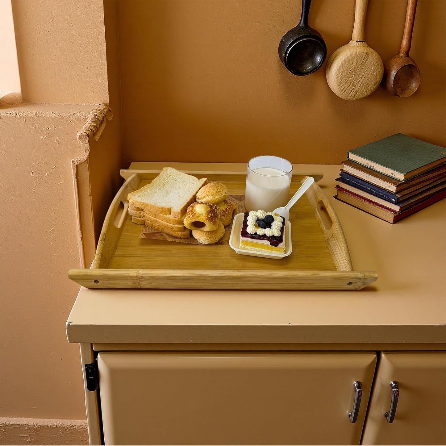 Bamboo Serving Tray Rectangle Platter Breakfast Dinner Food Bed Tray for Eating Kitchen Restaurants (1, 17.3" x 11.8" x 1.2" (with Handle))