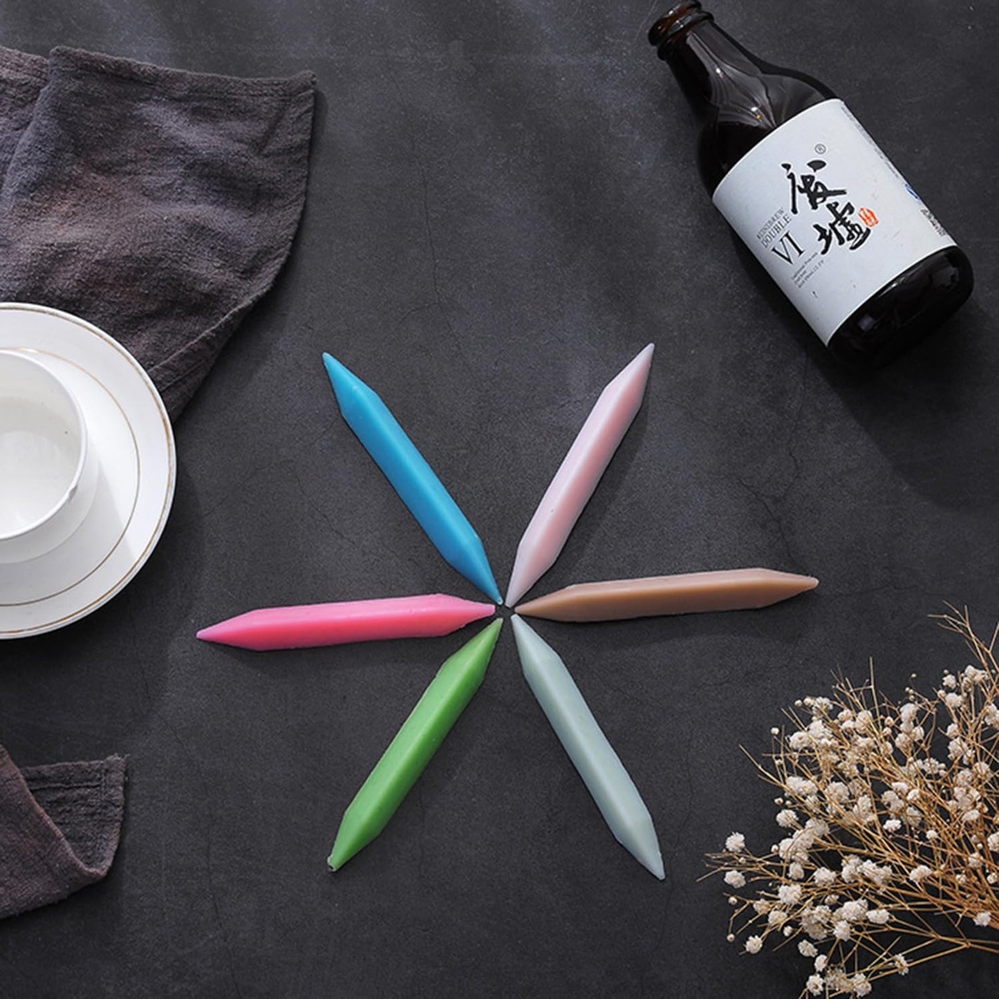 Crayon Mold, 2 Pack Crayon Recycling Molds, 3D Crayon Silicone Mold Tipped Crayon Mold Oven Safe Candy Chocolate Making Molds for Kids Reusable Triangular Flower Crayon Molds for DIY Crayons.