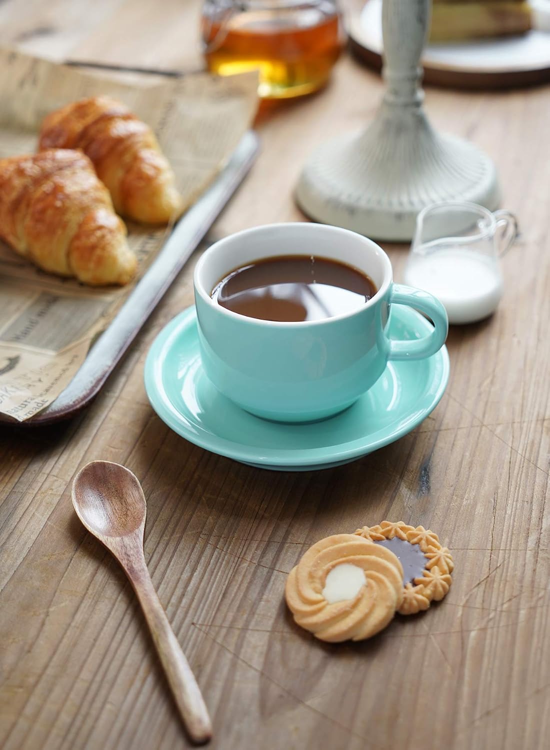 Sweese 8 Ounce Porcelain Stackable Cappuccino Cups with Saucers and Metal Stand - for Specialty Coffee Drinks, Cappuccino, Latte, Americano and Tea - Set of 4, Turquoise