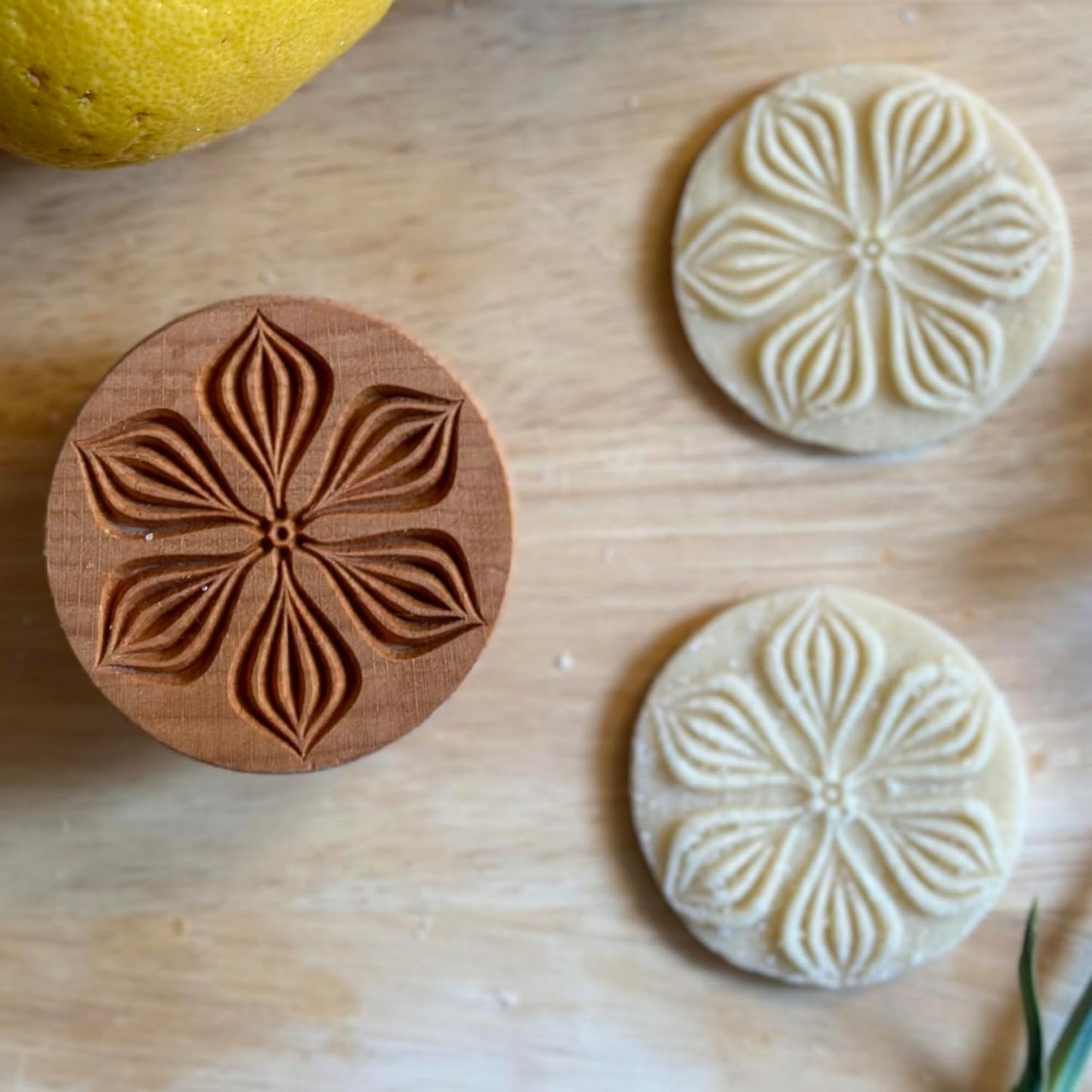 Wood Cookie Stamp, 2.5 Inch (Flower Petals CS-002)