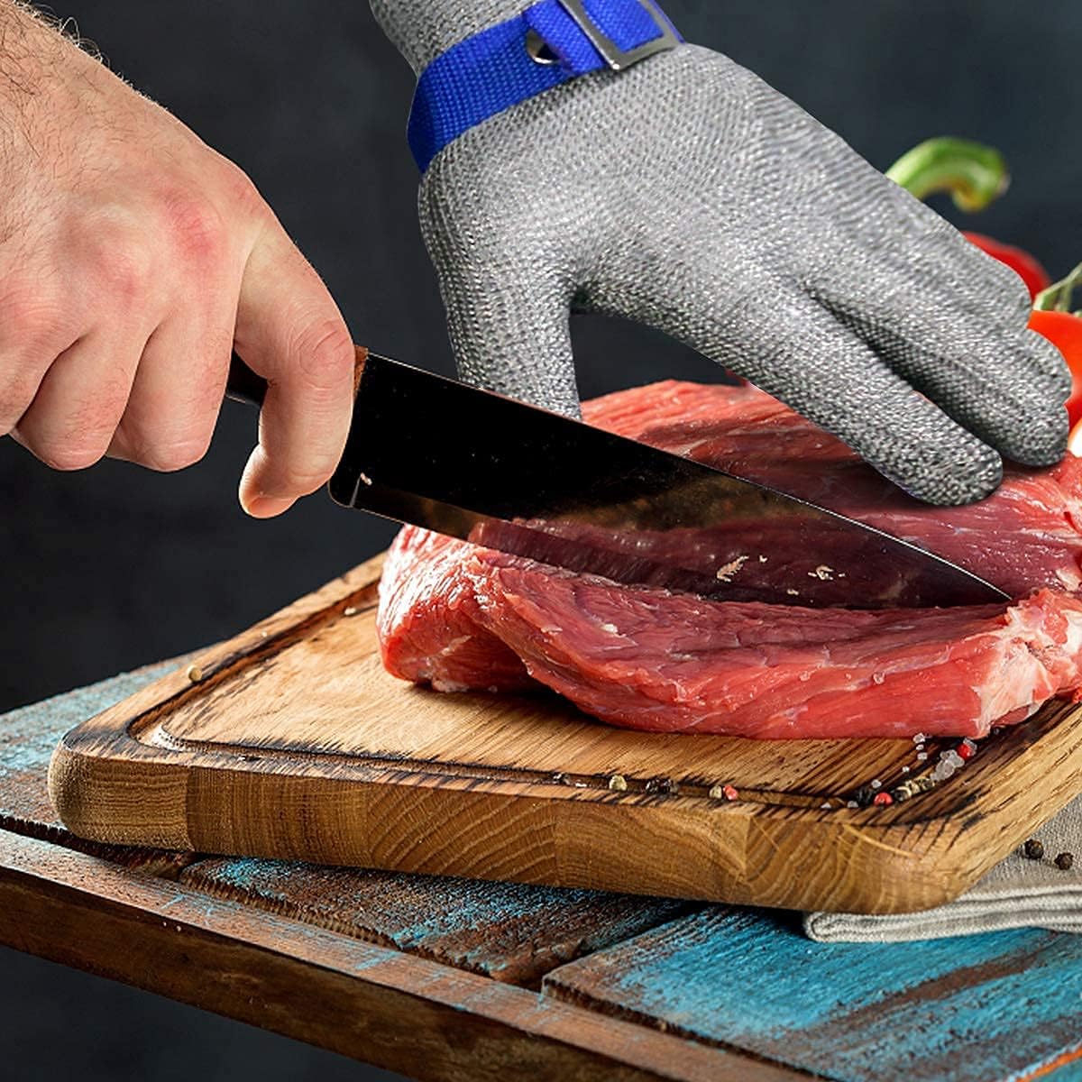 Schwer ANSI A9 Cut Resistant Glove, Food Grade Stainless Steel wire Mesh Metal Gloves, Knife Cutting Gloves for kitchen Mandoline Slicing Butcher Meat Cutting Oyster Shucking Fish Fillet（M, 1 PCS）