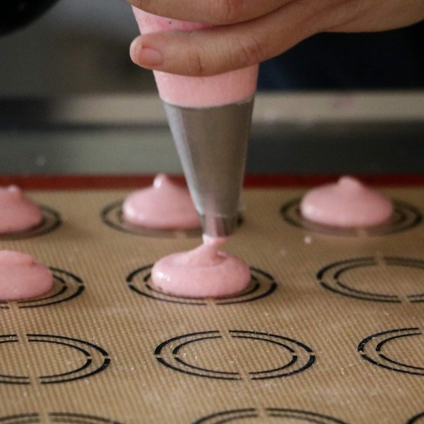 9 Pcs Round Piping Tip,Macaron Piping Tip,Cake and Cookie Decorating Plain Tube Set