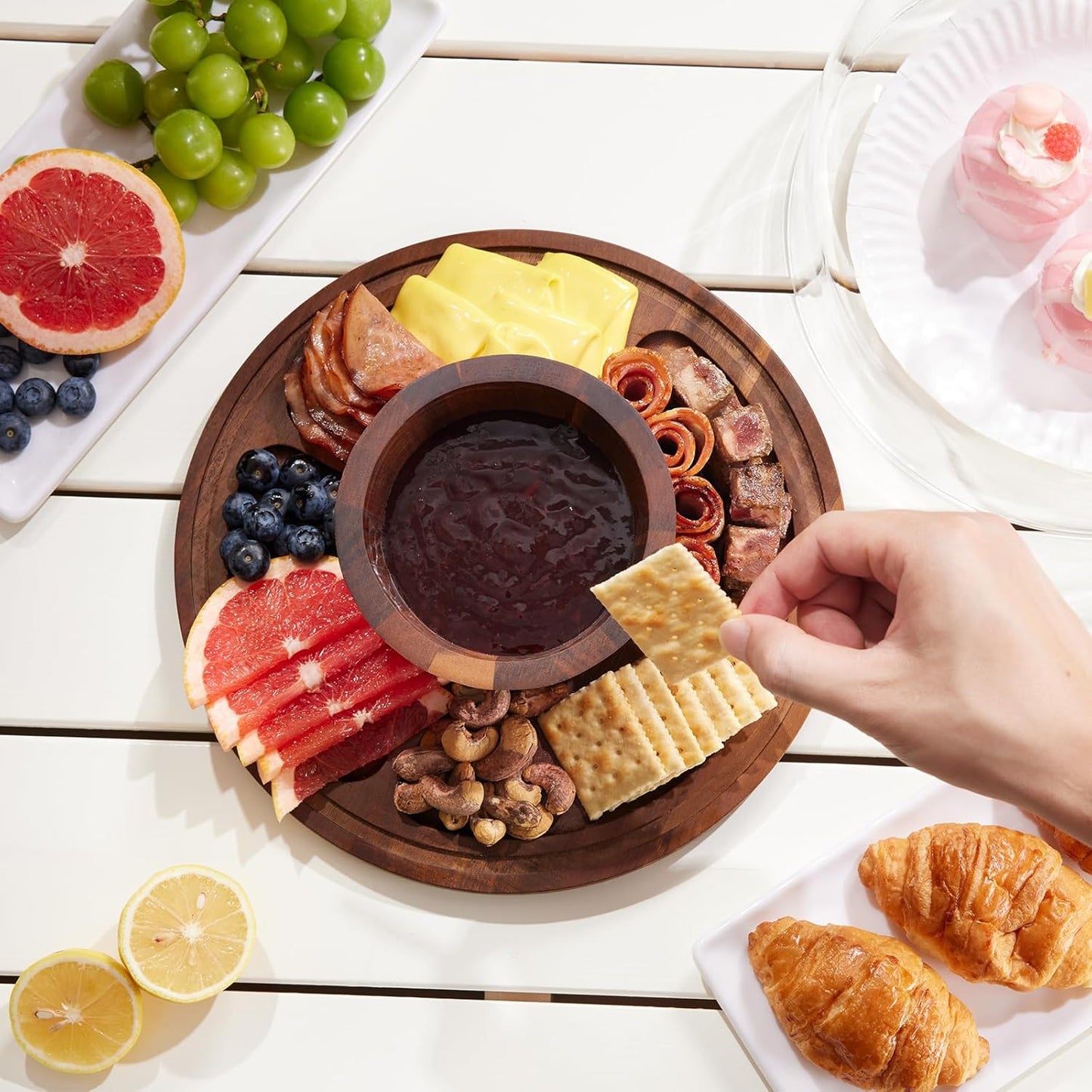 Wooden Cake Stand with Lid, Acacia Cake Stand with Glass Dome, 11-Inch Versatile Dessert Stand with Strong Magnetic Pedestal, Cake Holder for Birthday/Kitchen/Party/Charcuterie