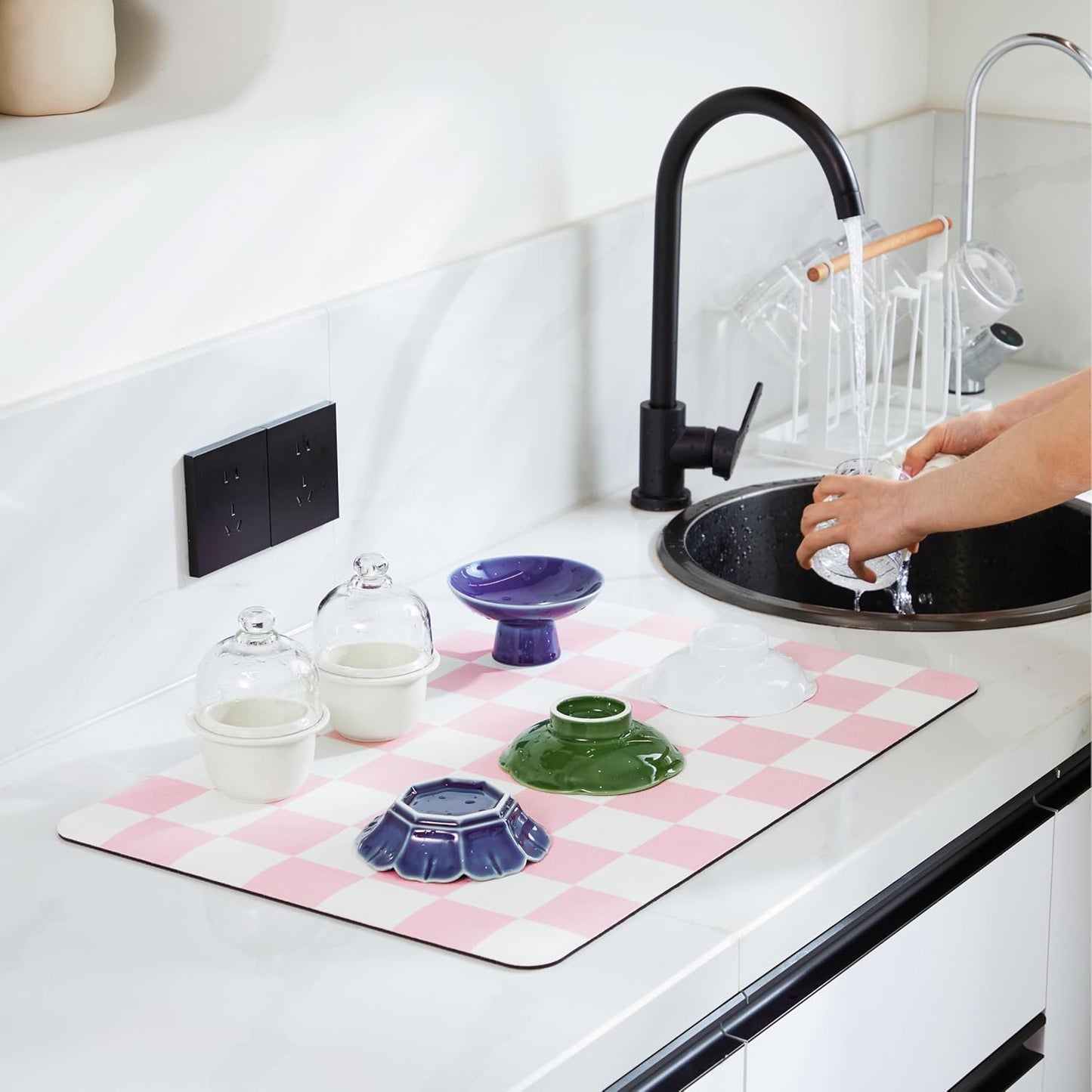 Checkered Dish Drying Mat for Kitchen Counter, Coffee Bar Station Accessories, Retro Cute Aesthetic Girly Women Modern Absorbent Drainer Mat Kitchen Drying Mat Easy Clean, Pink 16" x 24"