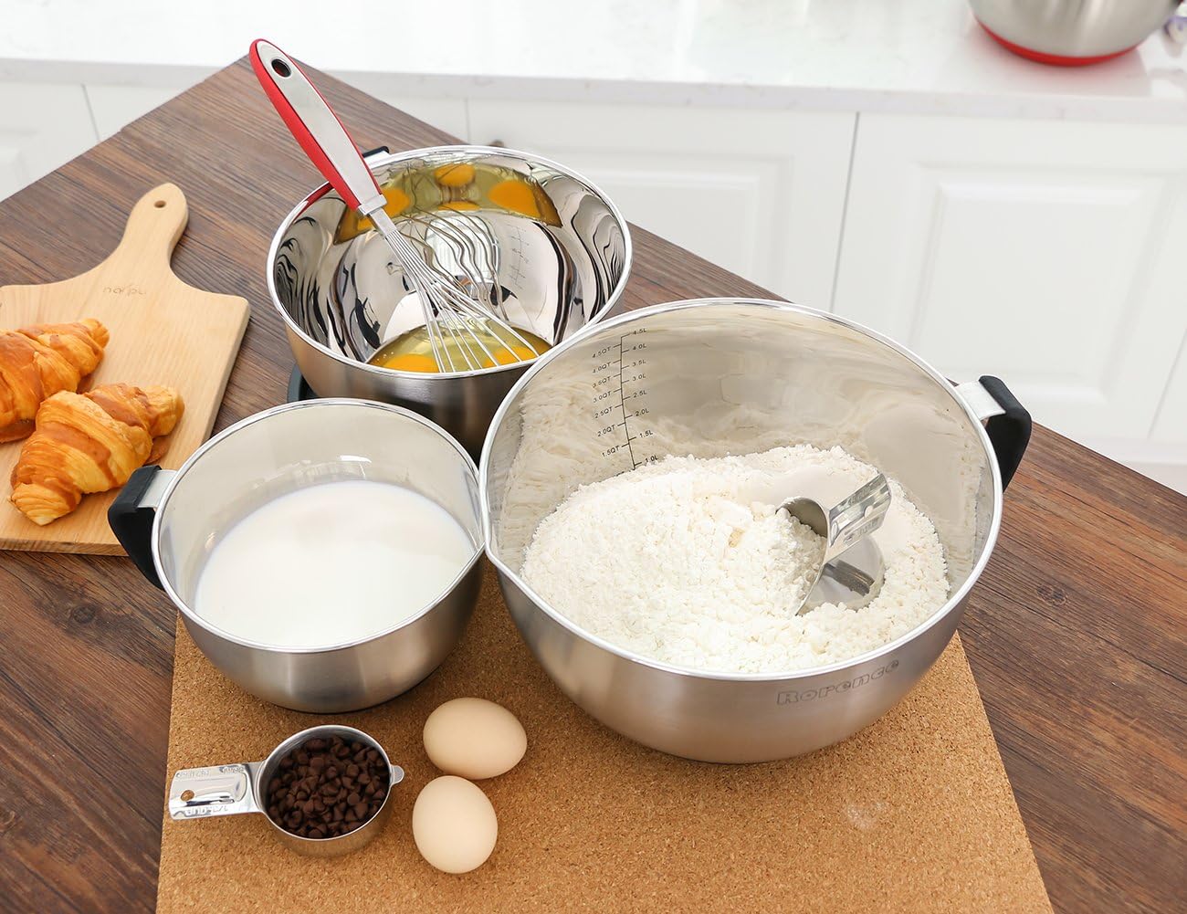 Rorence Stainless Steel Mixing Bowls: Metal Mixing Bowl Set with Lids and Handles Non-slip Silicone Bottom Nesting Bowls for Kitchen Set of 3 - Black