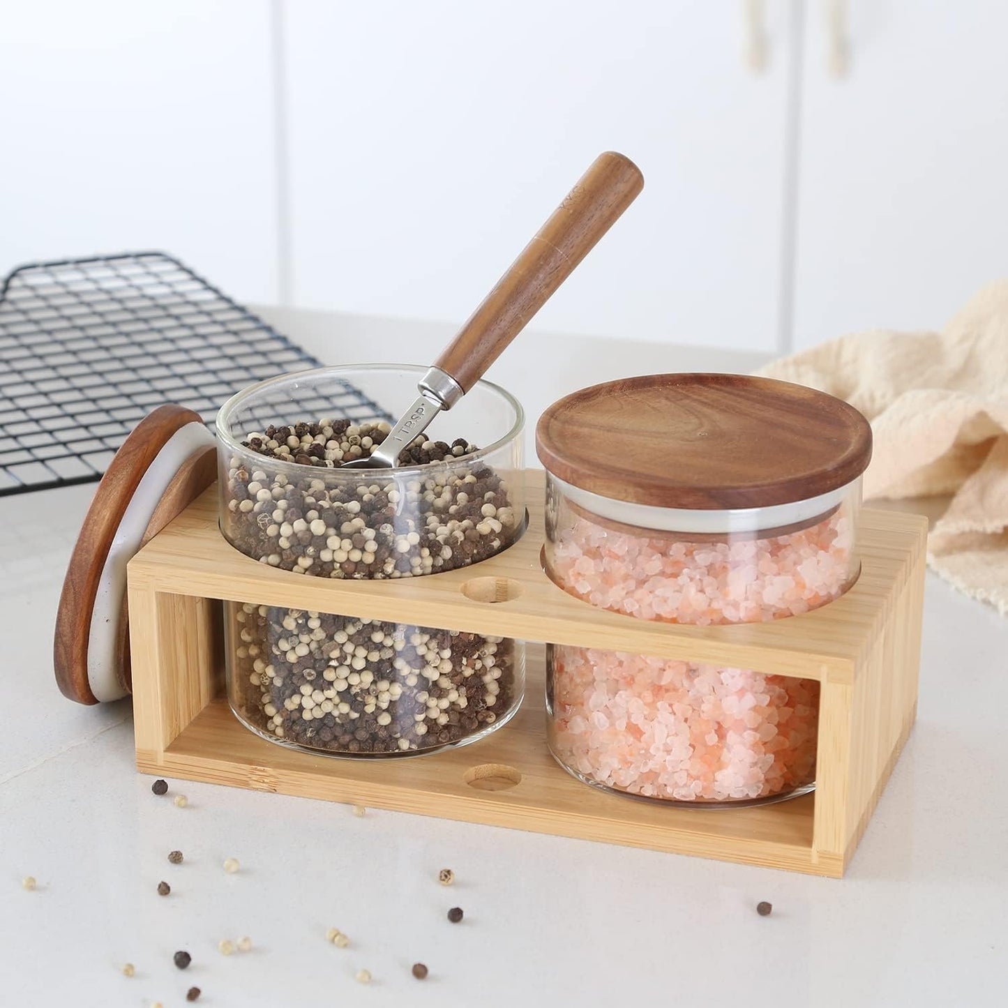 KKC HOME ACCENTS Airtight Borosilicate Glass Food Storage Jars with Wood Lids and Scoop for Coffee,Tea,Sugar,Salt,Wooden Top Glass Sealed Jars,18 Fluid Ounces