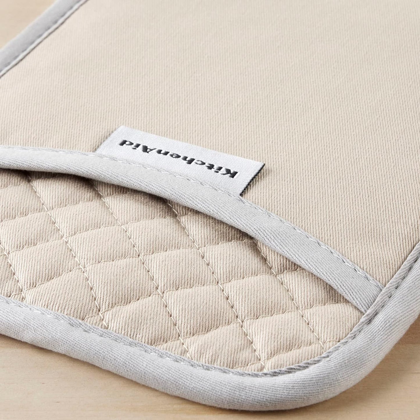 KitchenAid Asteroid Pot Holder 2-Pack Set, Milkshake Tan, 7"x10"