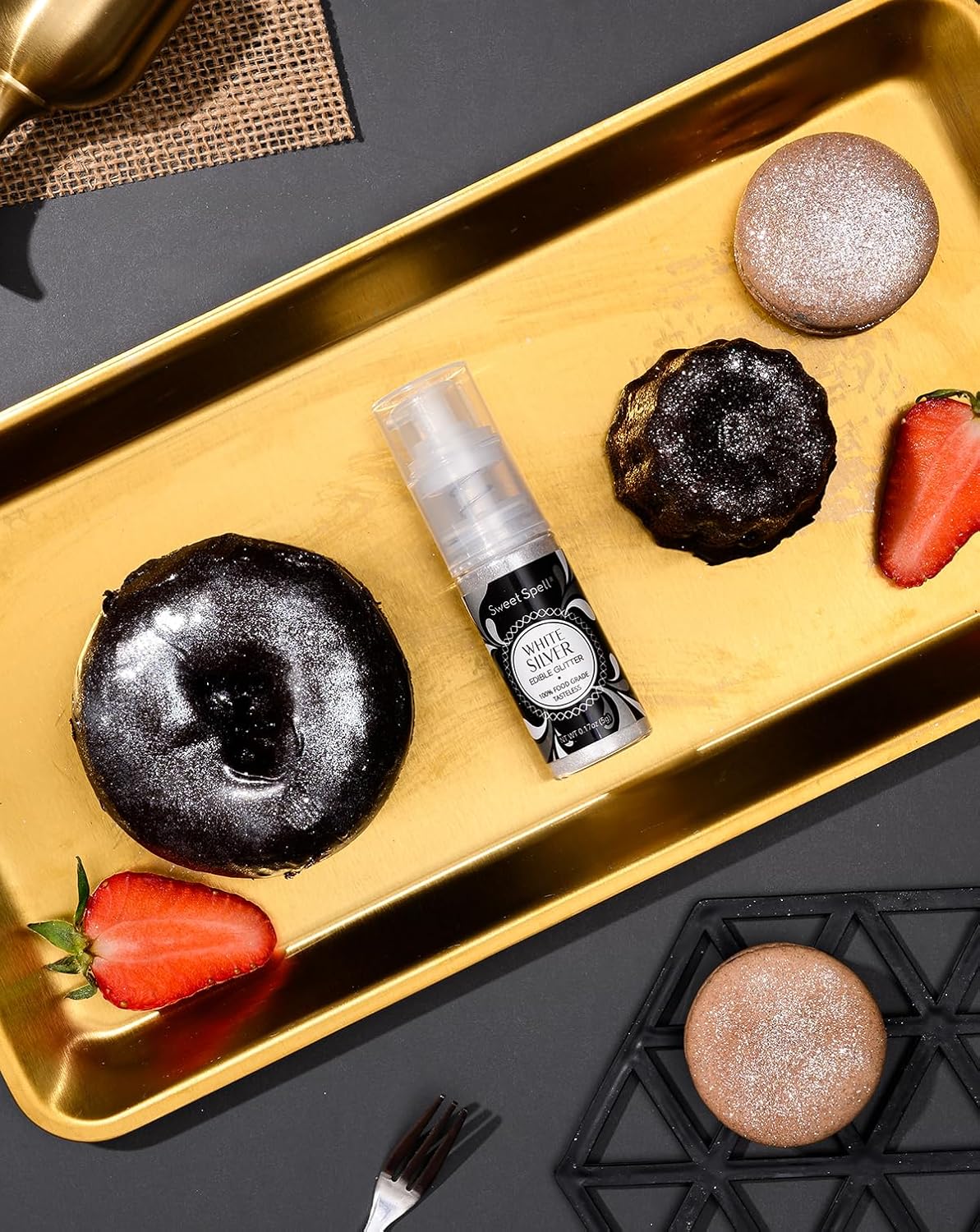 Sweet Spell Edible Cake Glitter Spray – Shimmering Magic for Cakes Decorating & Cocktails – 100% Edible, Food-Grade, Vegan, Gluten-Free (White Silver)