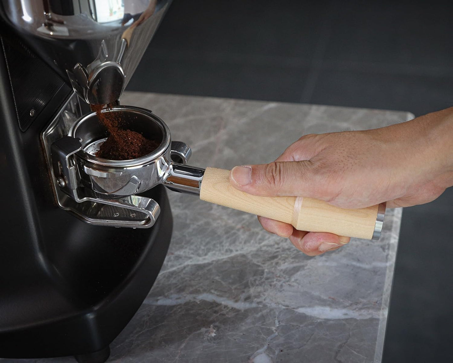 58mm Bottomless Portafilter for E61 Group Head | Professional Barista-Grade Naked Portafilter | Compatible with Rocket, Lelit, Ascaso, Profitec, ECM, Flair 58 (Maple)