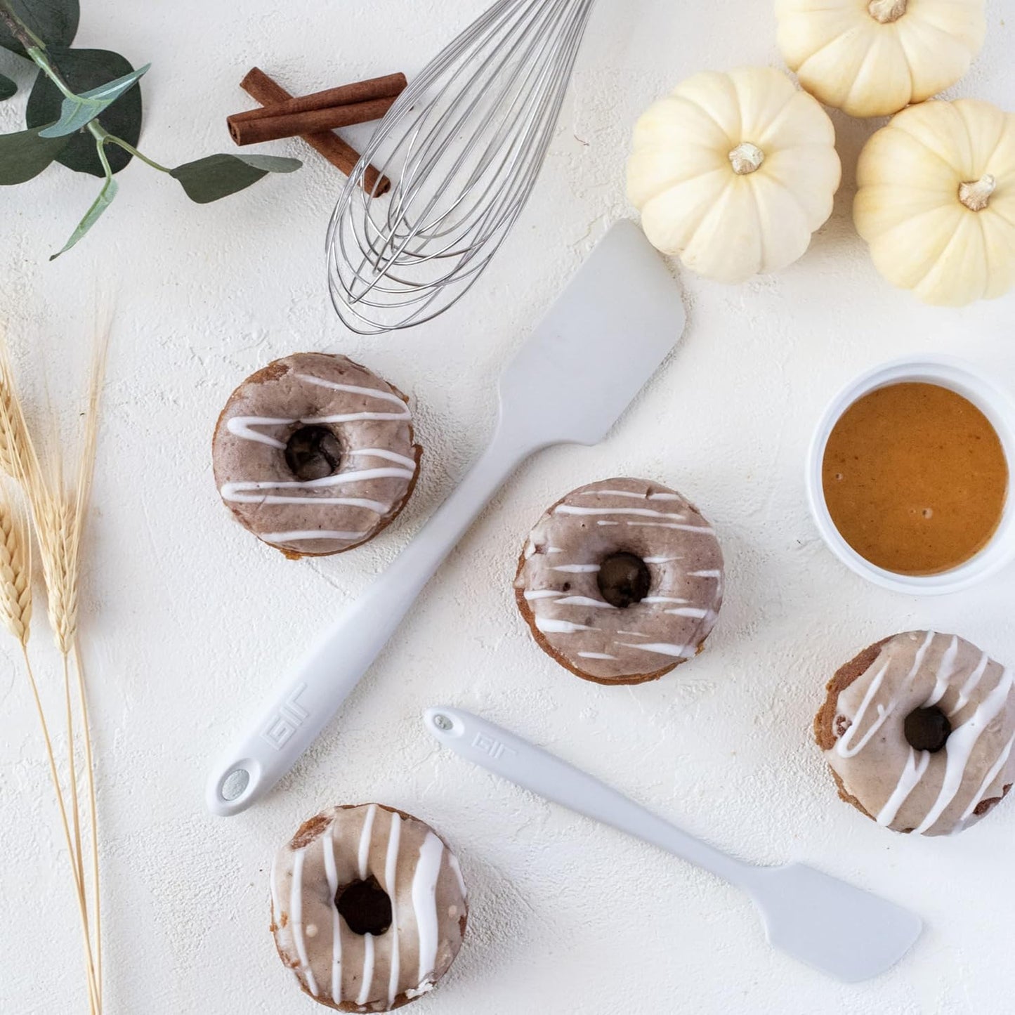 GIR: Get It Right Silicone Cooking Spatula - 11 In Black - Heat Resistant to 425°F - Seamless Nonstick Silicone Cooking Utensils for Kitchen Use & Baking