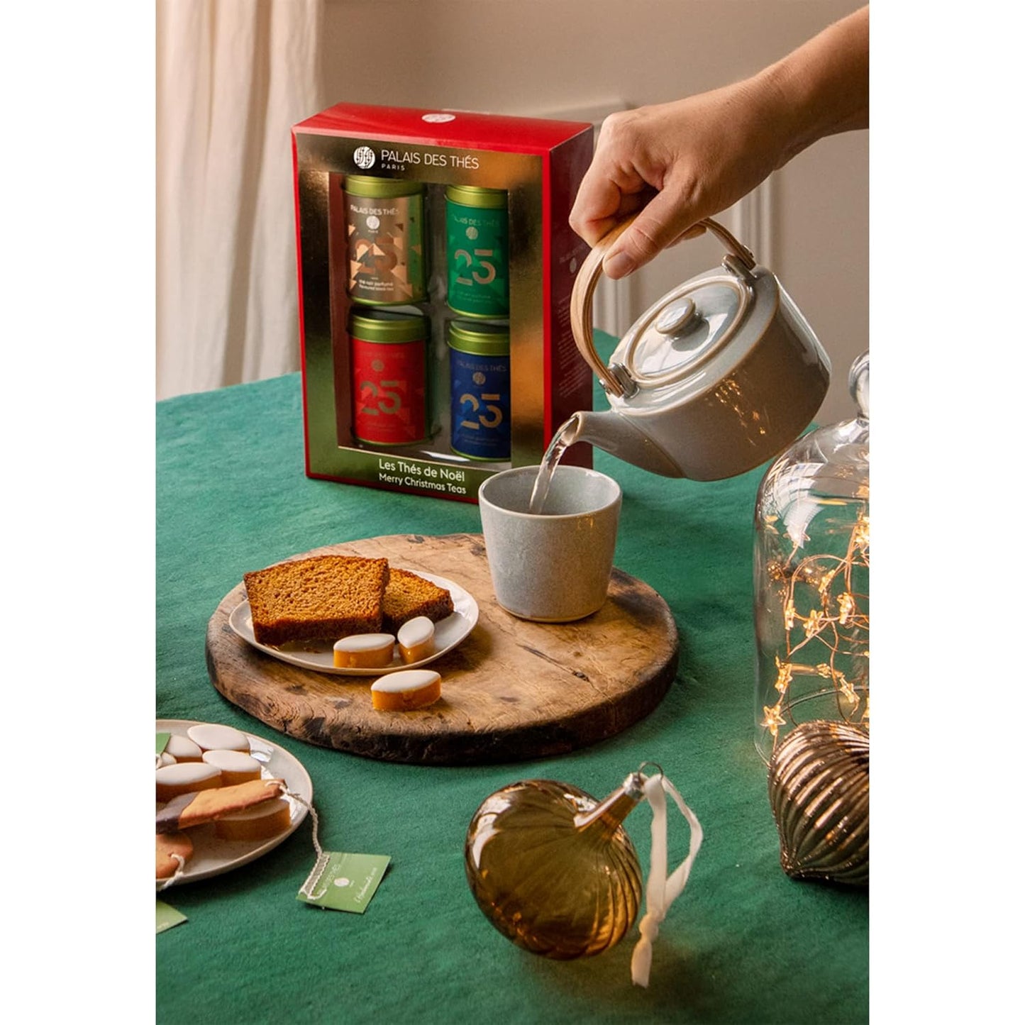 Palais des Thés - N°25 Holiday Collection Miniatures Box Gift Set - Assortment of Black, Green, Herbal, and Rooibos Teas - Variety Pack of 4 Loose Leaf Tins
