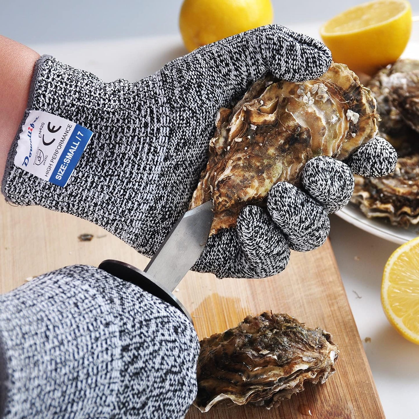 Dowellife 3 Pairs Cut Resistant Gloves Food Grade Level 5 Protection, Safety Kitchen Cuts Gloves for Mandolin Slicing, Fish Fillet, Oyster Shucking, Meat Cutting and Wood Carving (Black Gray, Small)