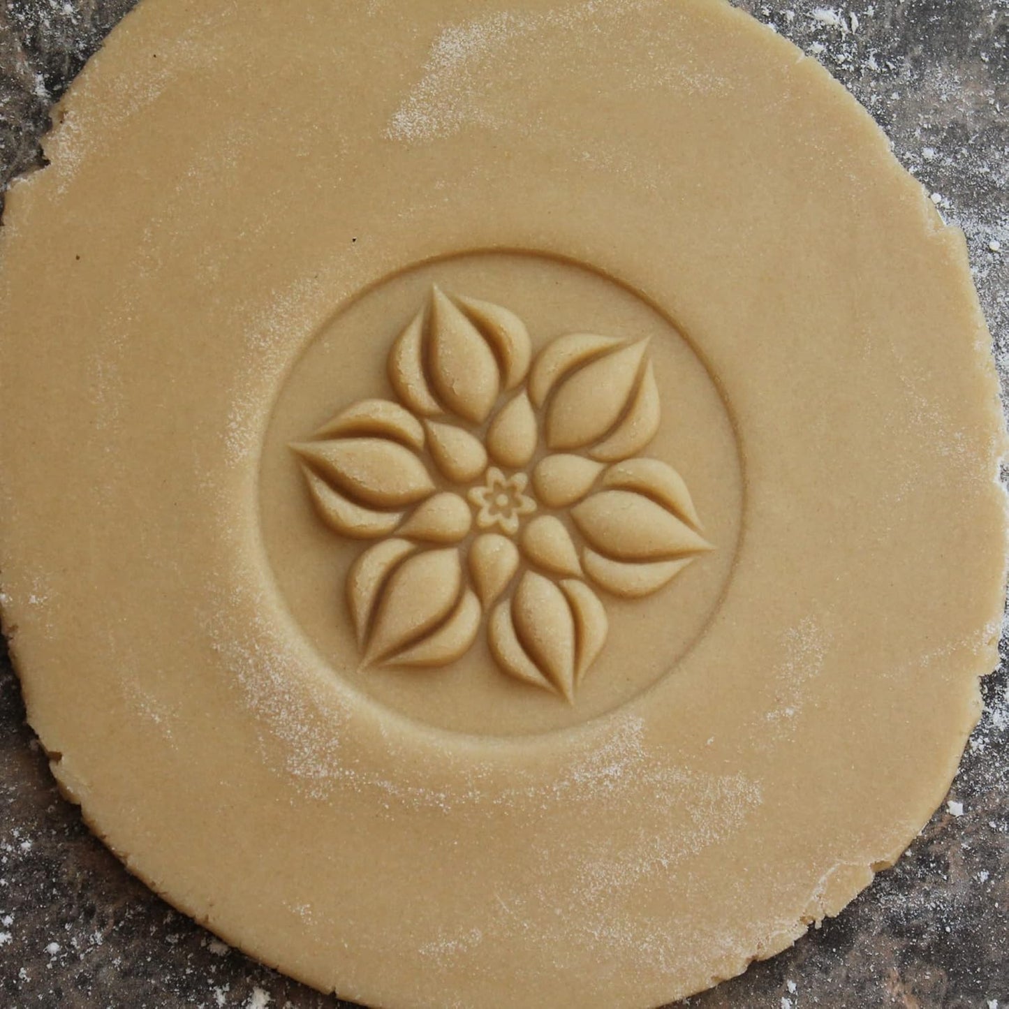 Wood Cookie Stamp, 2.5 Inch (Lotus Bud CS-039)