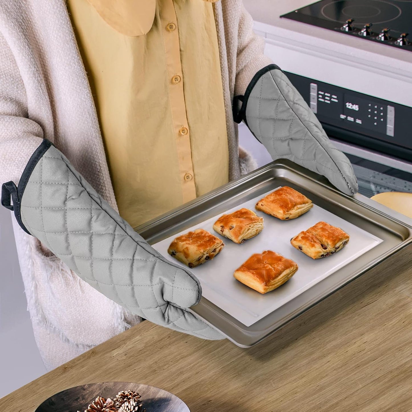 ARCLIBER Oven Mitts 1 Pair of Quilted Terry Cloth Cotton Lining,Extra Long Professional Classic Oven Mitt Heat Resistant Kitchen Oven Gloves,16 Inch