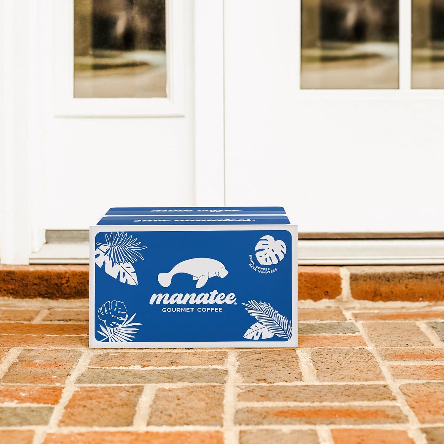 Manatee Gourmet Coffee, Whole Bean, Medium Roast, Caribbean Delight, 2 lb bag, 32 oz