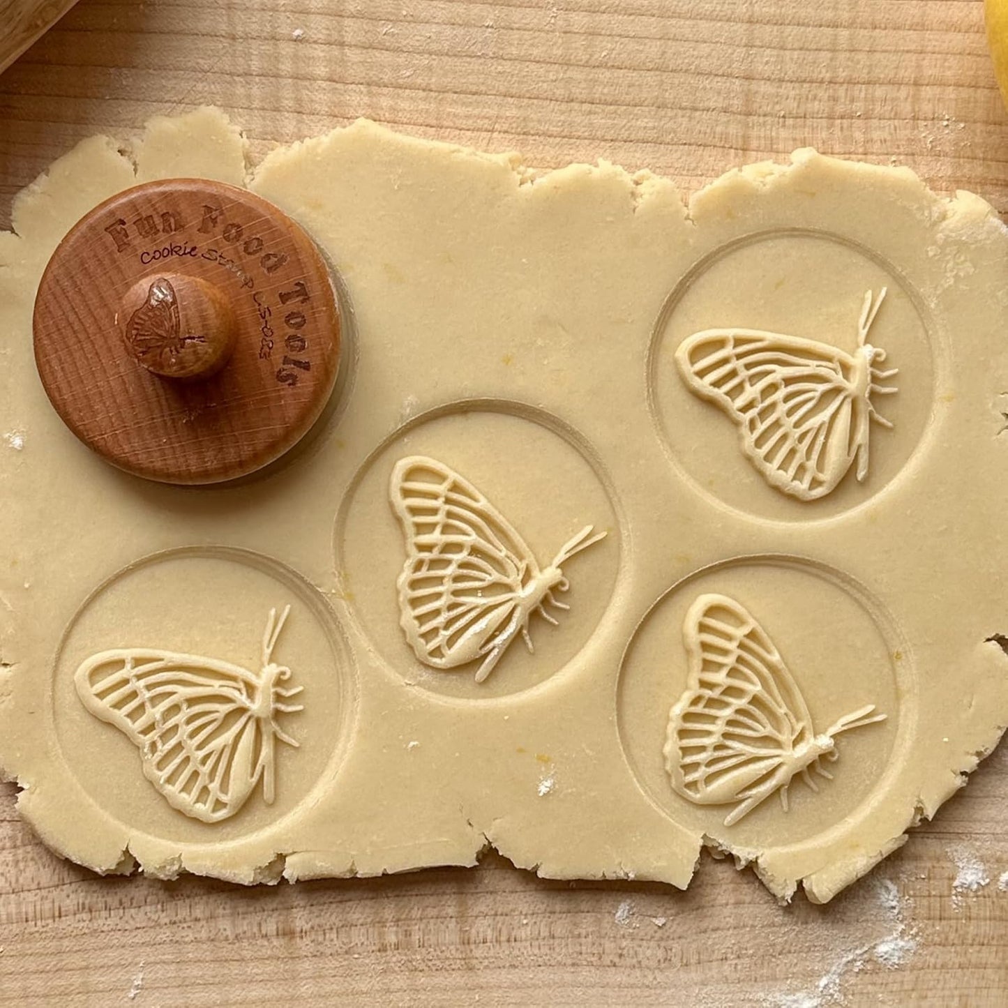 Wood Cookie Stamp, 2.5 Inch (Flying Butterfly CS-083)