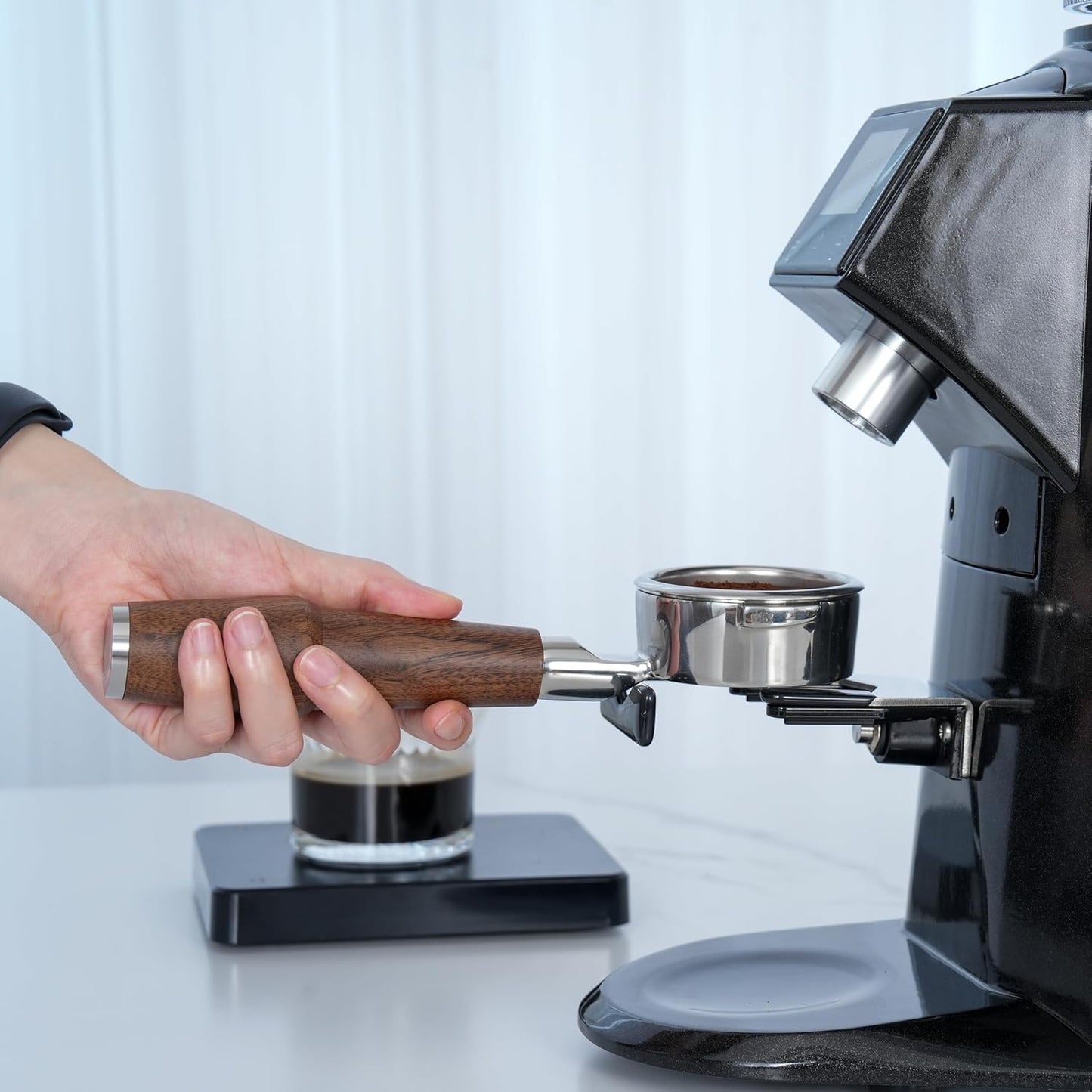 58mm Bottomless Portafilter Compatible with Breville Dual Boiler, Oracle, Oracle Jet Espresso Machines Walnut Handle 2 Ears 18-21g Double Shot Filter Basket Included