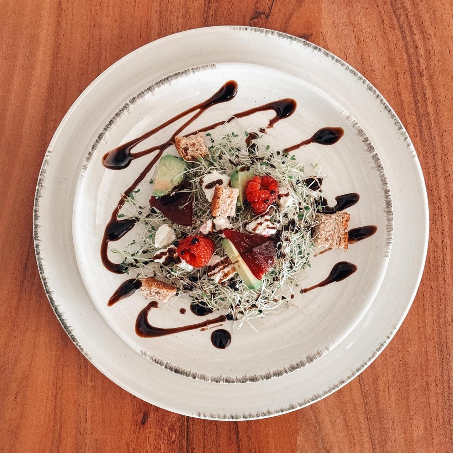 Mora Ceramic Helix Swirl Dinner Plates Set of 6, 10in Modern Spiral Porcelain Dish Dinnerware for Kitchen, Serving & Restaurants - Dishwasher, Microwave, Freezer, Oven Safe Dishware - Snowy White