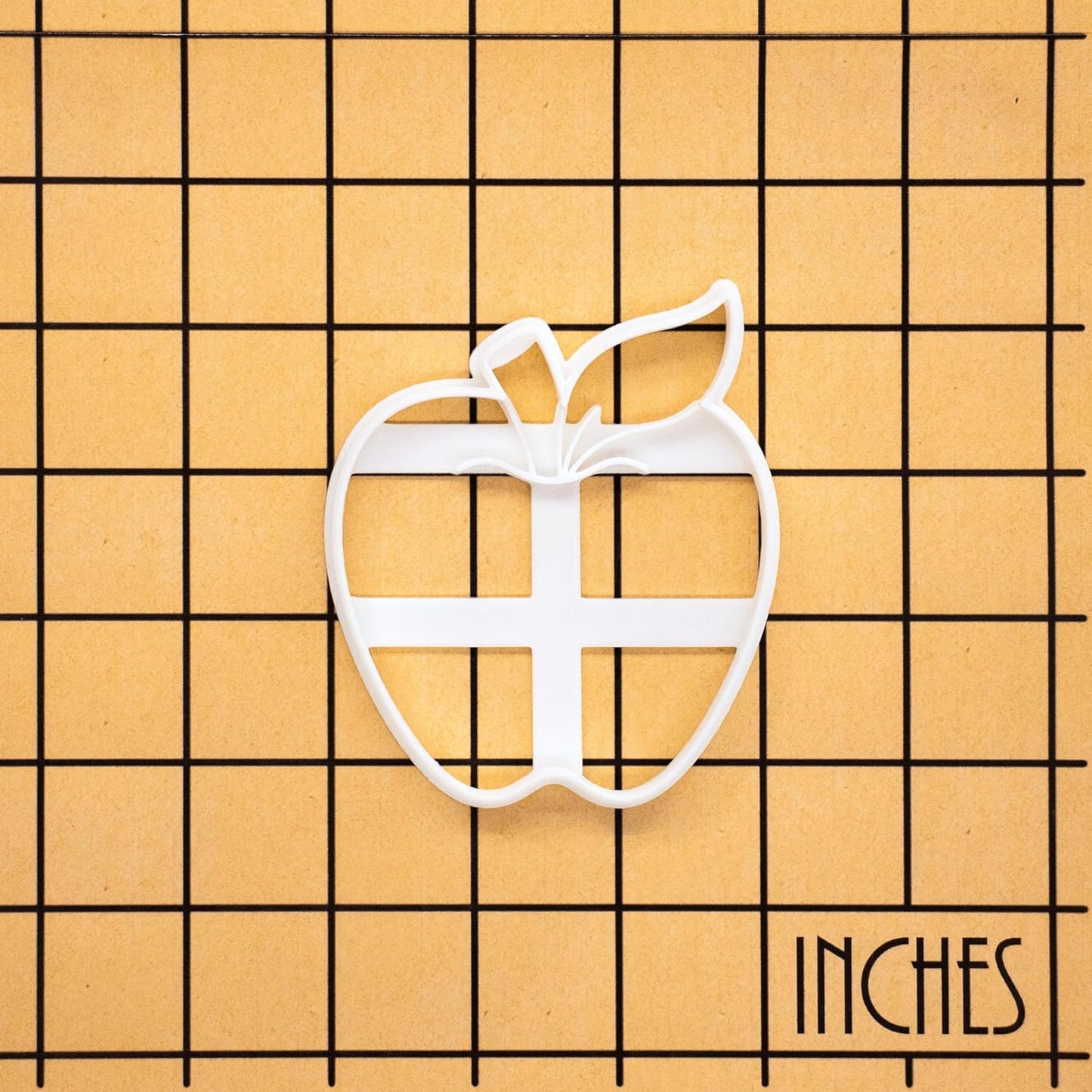 BAKERLOGY Apple Cookie Cutter - Detailed Biscuit Cutter Design for Baking and Crafts, ideal on fondant, dough, clay