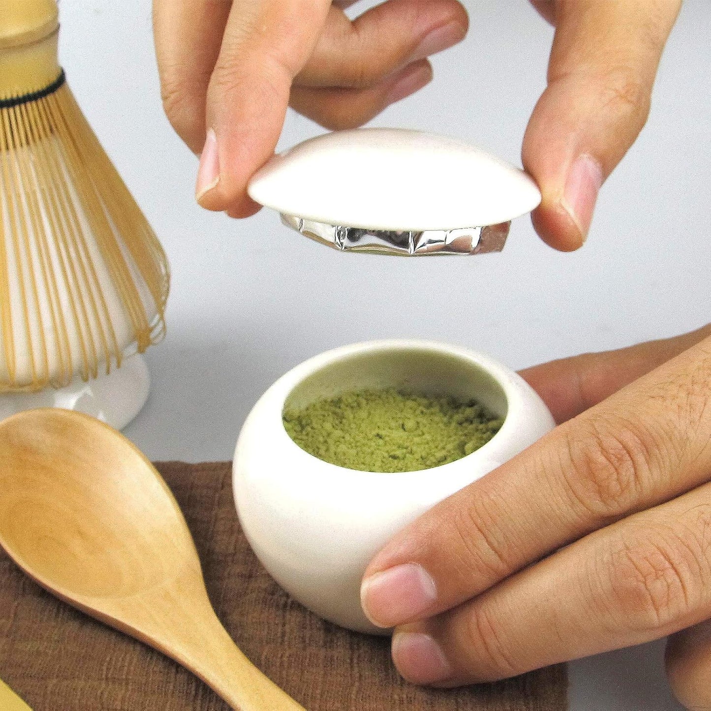 Artcome 10-Piece Japanese Matcha Tea Set - Matcha Bowl, Whisk, Scoop, Spoon, Cloth, Bamboo Holder, Powder Caddy, Strainer (White)