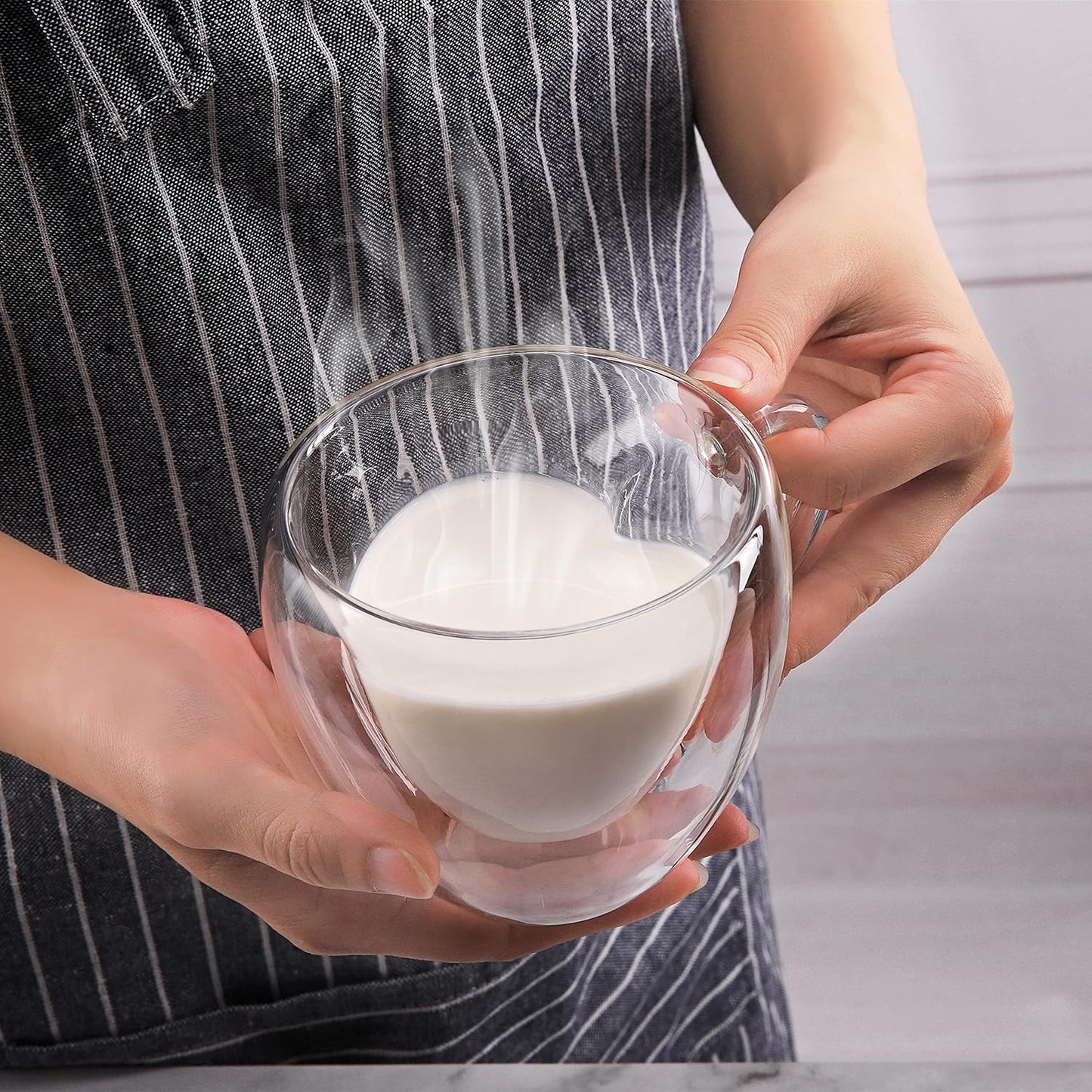 CNGLASS Mothers Day Gifts for Mom,Double Wall Heart Shaped Glass Coffee Mugs 8.5oz,Insulated Clear Tea Cups with Handle,Unique Glass Espresso Mugs for Coffee,Cappuccino,Latte,Milk,Set of 2